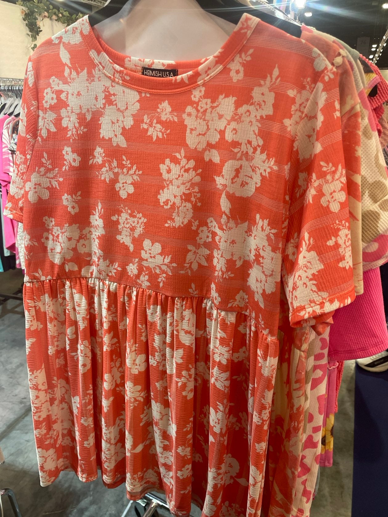 Summer Breeze Empire Waist Top-100 Short Sleeves- Simply Simpson's Boutique is a Women's Online Fashion Boutique Located in Jupiter, Florida