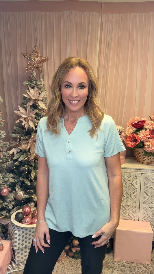 Andree by Unit Short Sleeve Ribbed Top-100 Short Sleeves- Simply Simpson's Boutique is a Women's Online Fashion Boutique Located in Jupiter, Florida