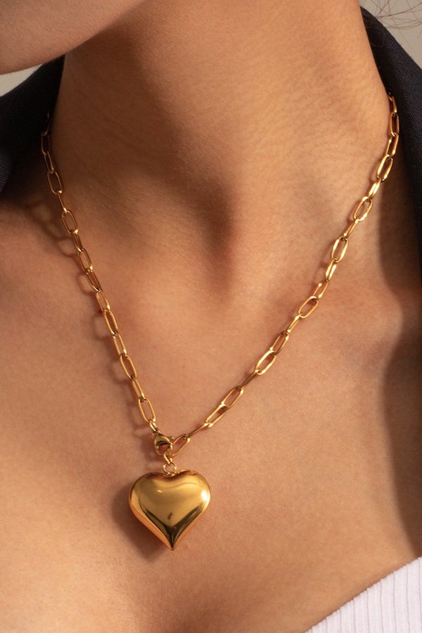18K Gold Dipped Stainless Steel Paperclip Chain Necklace with Heart Pendant-280 Jewelry- Simply Simpson's Boutique is a Women's Online Fashion Boutique Located in Jupiter, Florida