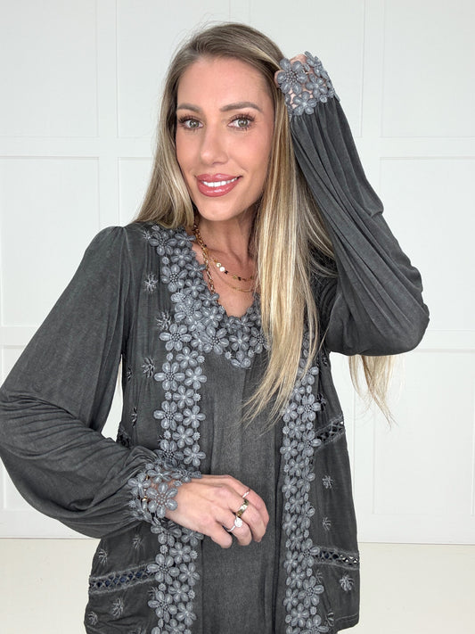 Pol Moonlit Garden Top-100 Short Sleeves- Simply Simpson's Boutique is a Women's Online Fashion Boutique Located in Jupiter, Florida