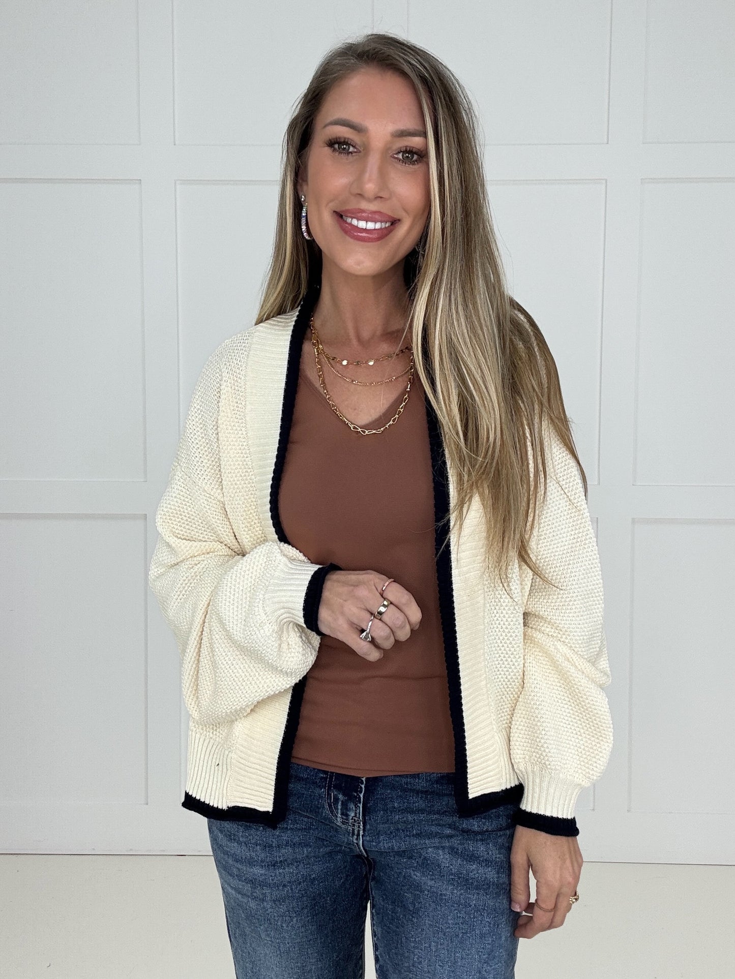 The Winnie Contrast Trim Cardigan-150 Sweaters- Simply Simpson's Boutique is a Women's Online Fashion Boutique Located in Jupiter, Florida