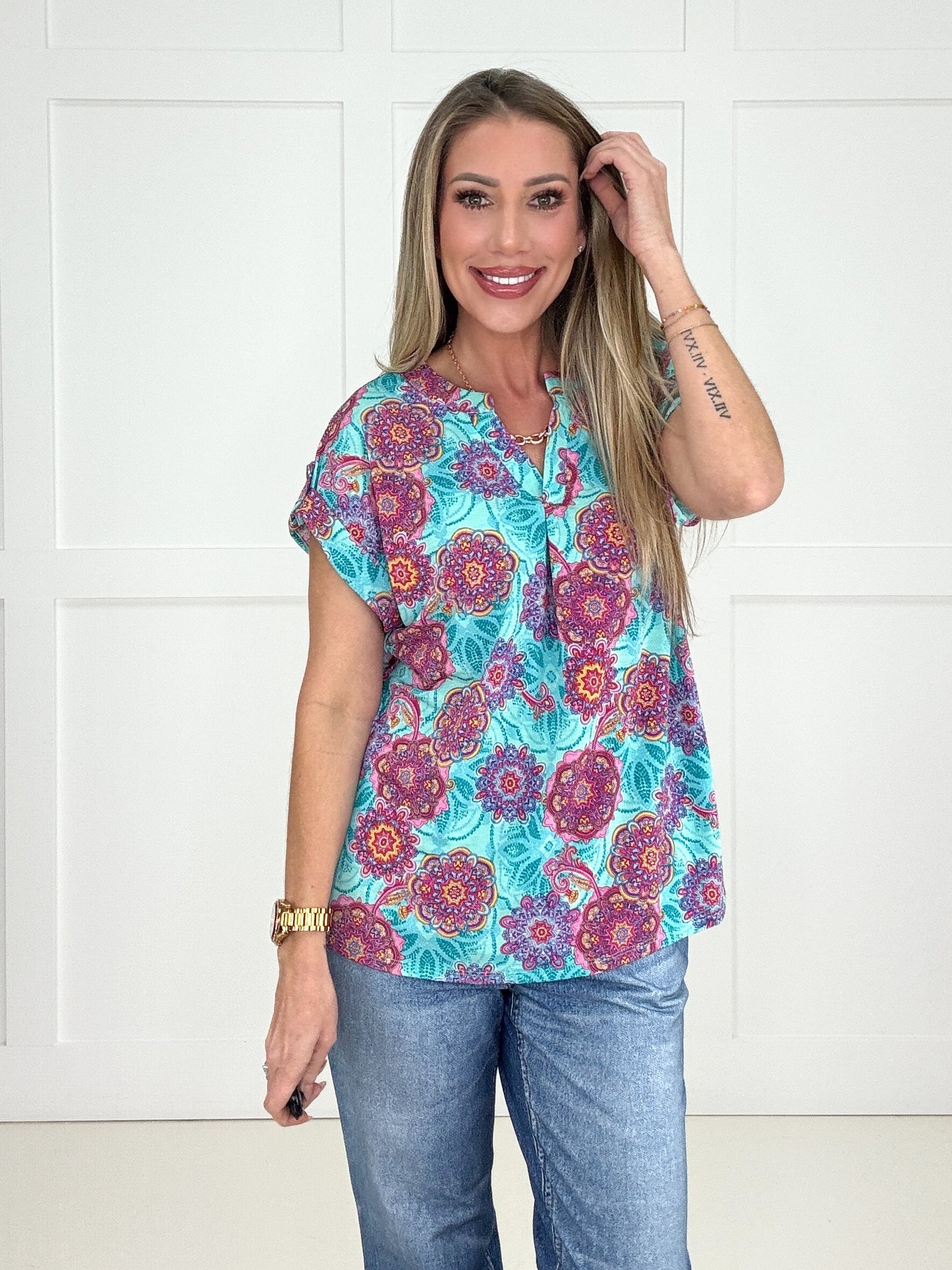 Dear Scarlett Naples Lizzy-100 Short Sleeves- Simply Simpson's Boutique is a Women's Online Fashion Boutique Located in Jupiter, Florida