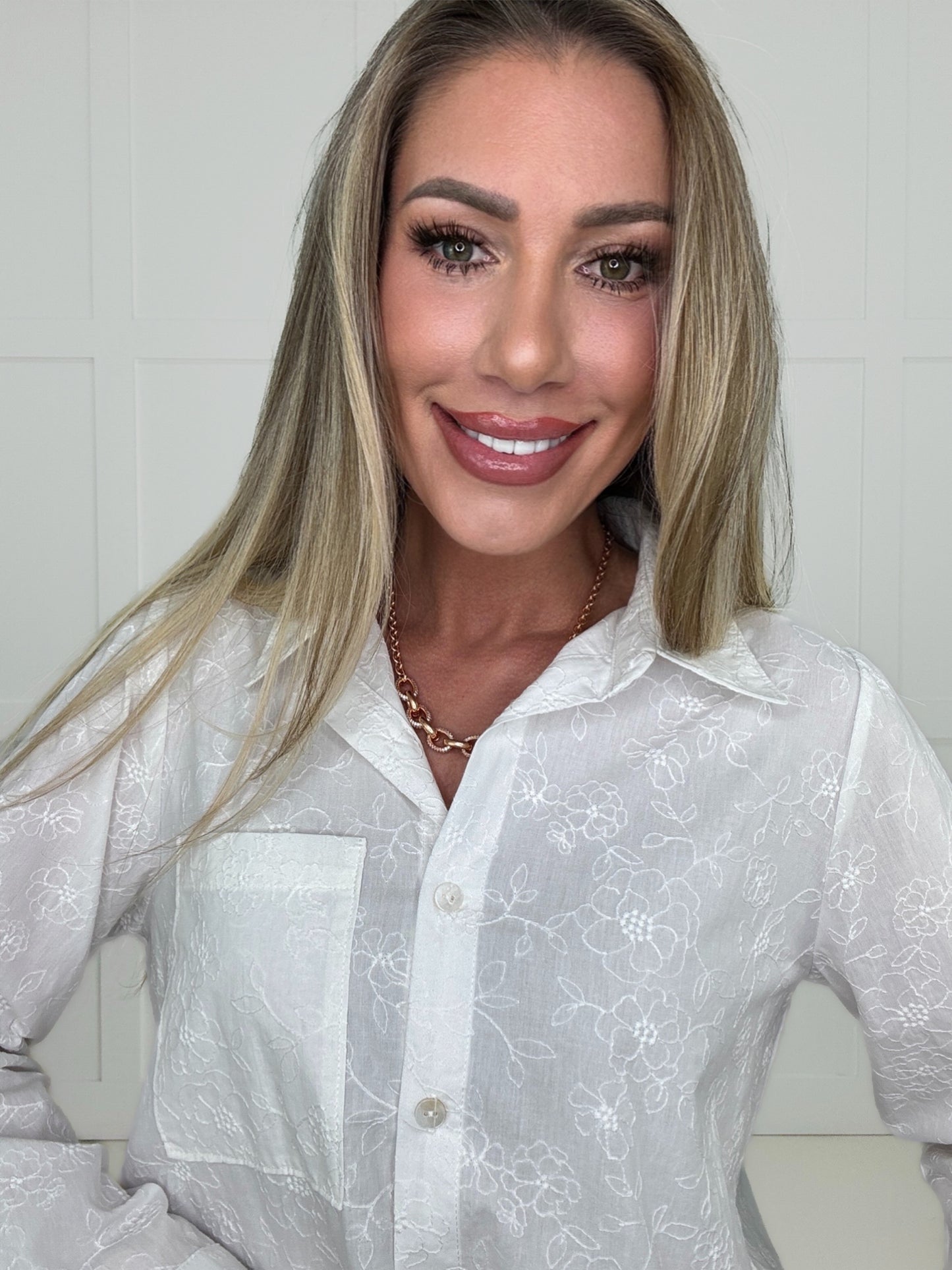Dear Scarlett Ivory Whismy Button Down Blouse-110 Long Sleeves- Simply Simpson's Boutique is a Women's Online Fashion Boutique Located in Jupiter, Florida