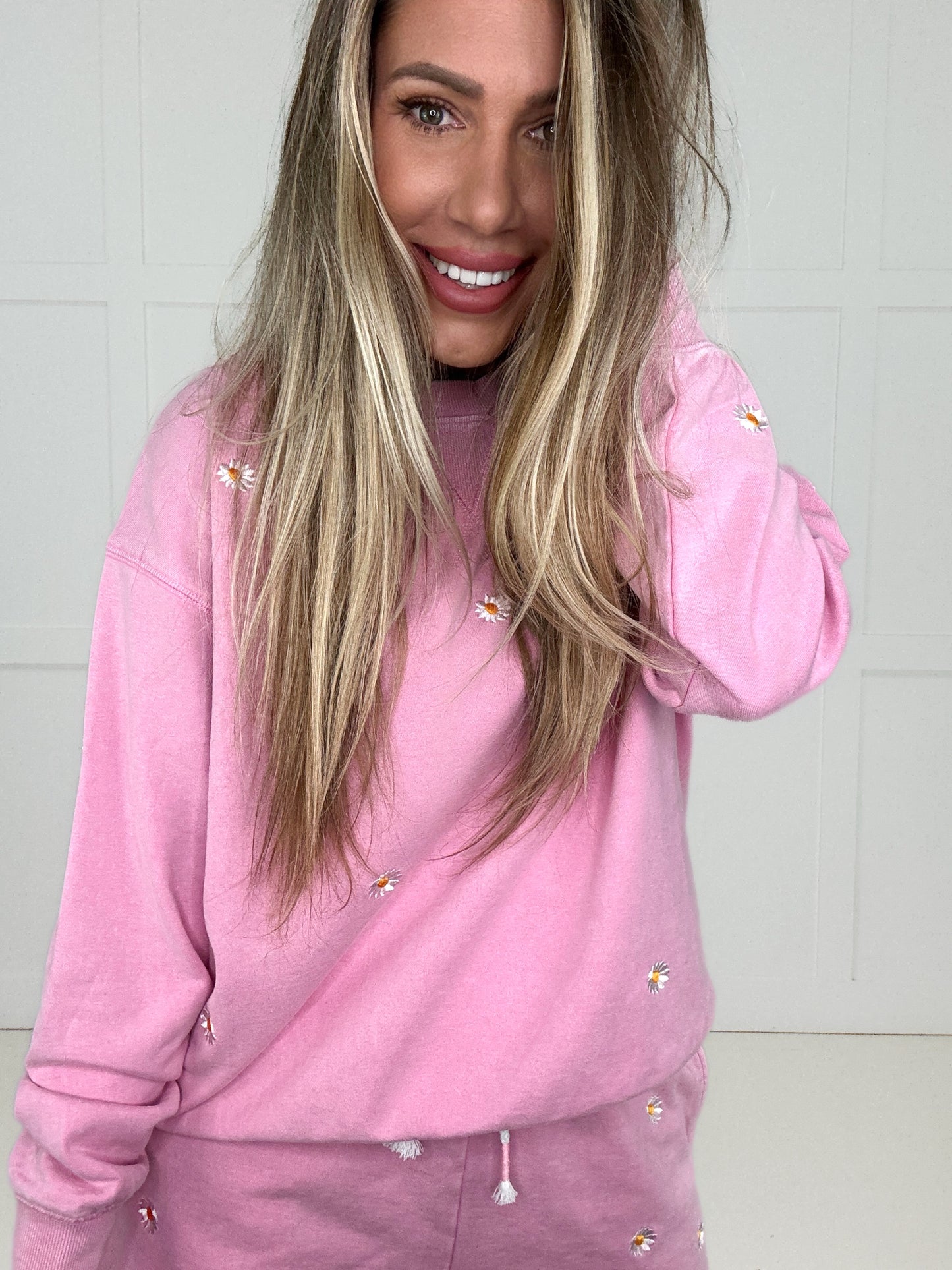 Stitch & Co Pink Daisy Sweatshirt-160 Sweatshirts- Simply Simpson's Boutique is a Women's Online Fashion Boutique Located in Jupiter, Florida