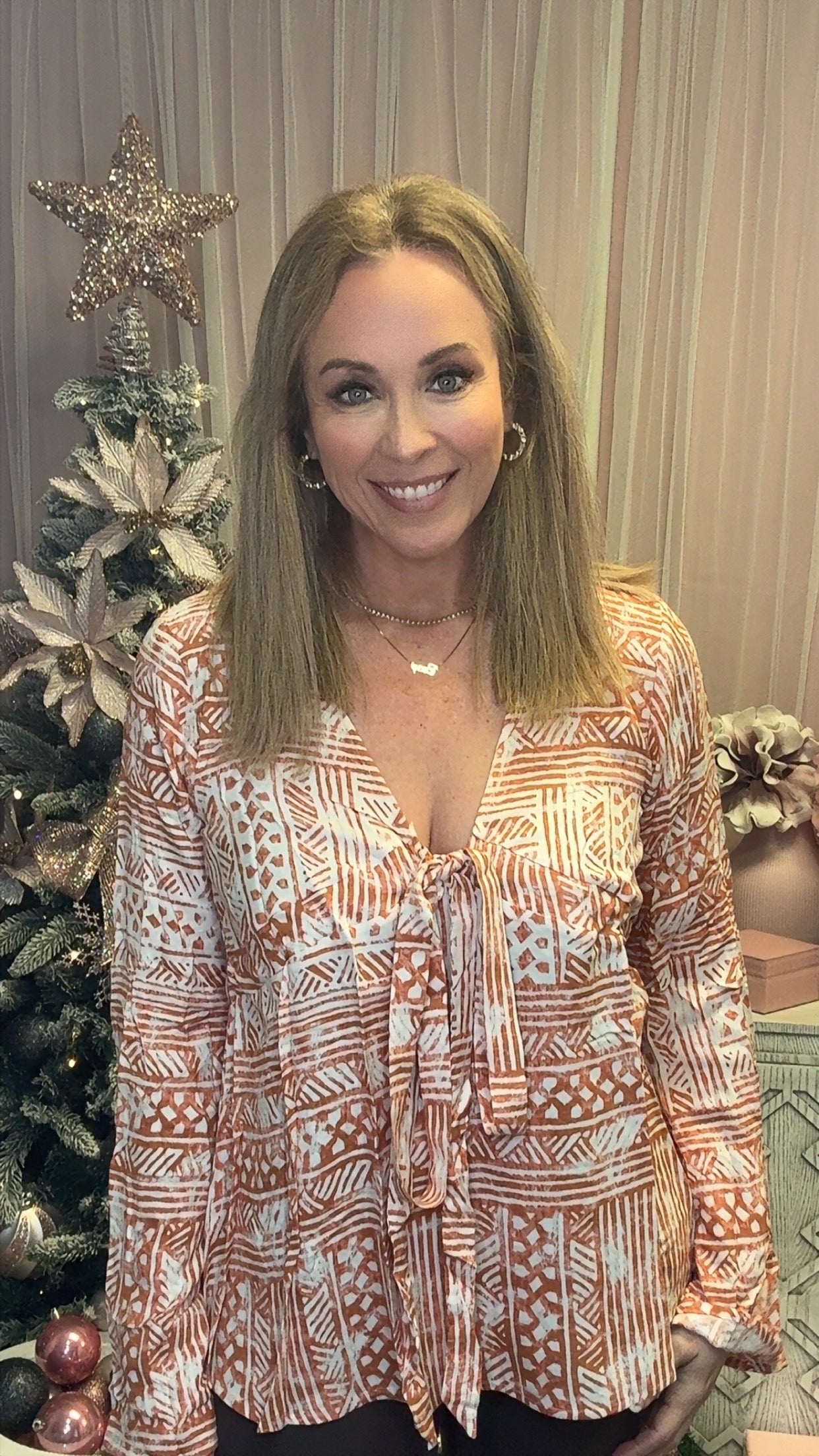 Summer Nights Long Sleeve Top-110 Long Sleeves- Simply Simpson's Boutique is a Women's Online Fashion Boutique Located in Jupiter, Florida