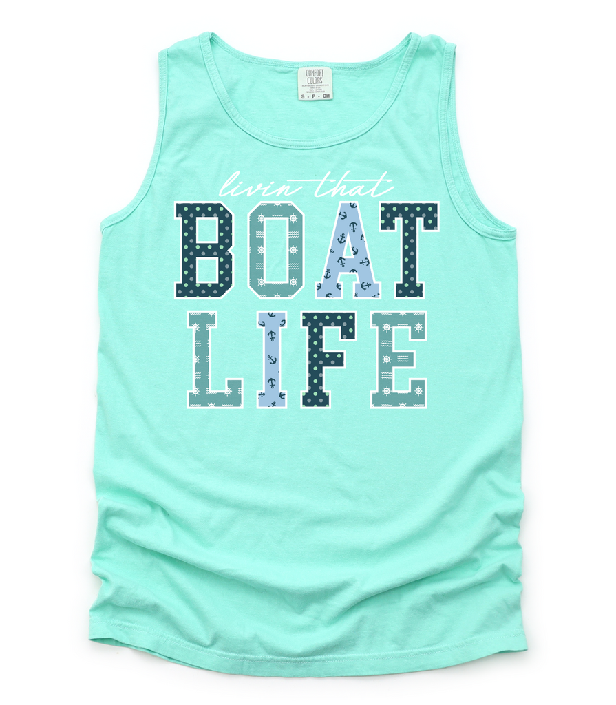 Livin That Boat Life-Graphic Tee- Simply Simpson's Boutique is a Women's Online Fashion Boutique Located in Jupiter, Florida
