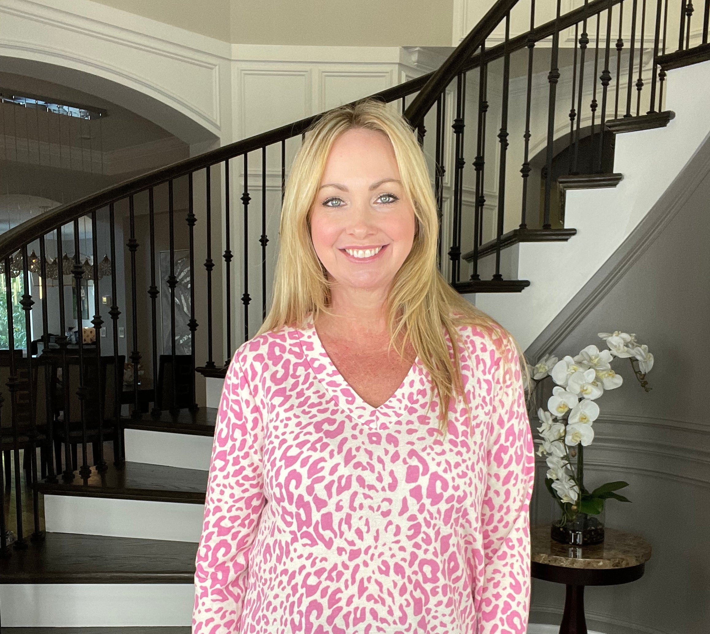 Dear Scarlett Pink Leopard Top-110 Long Sleeves- Simply Simpson's Boutique is a Women's Online Fashion Boutique Located in Jupiter, Florida