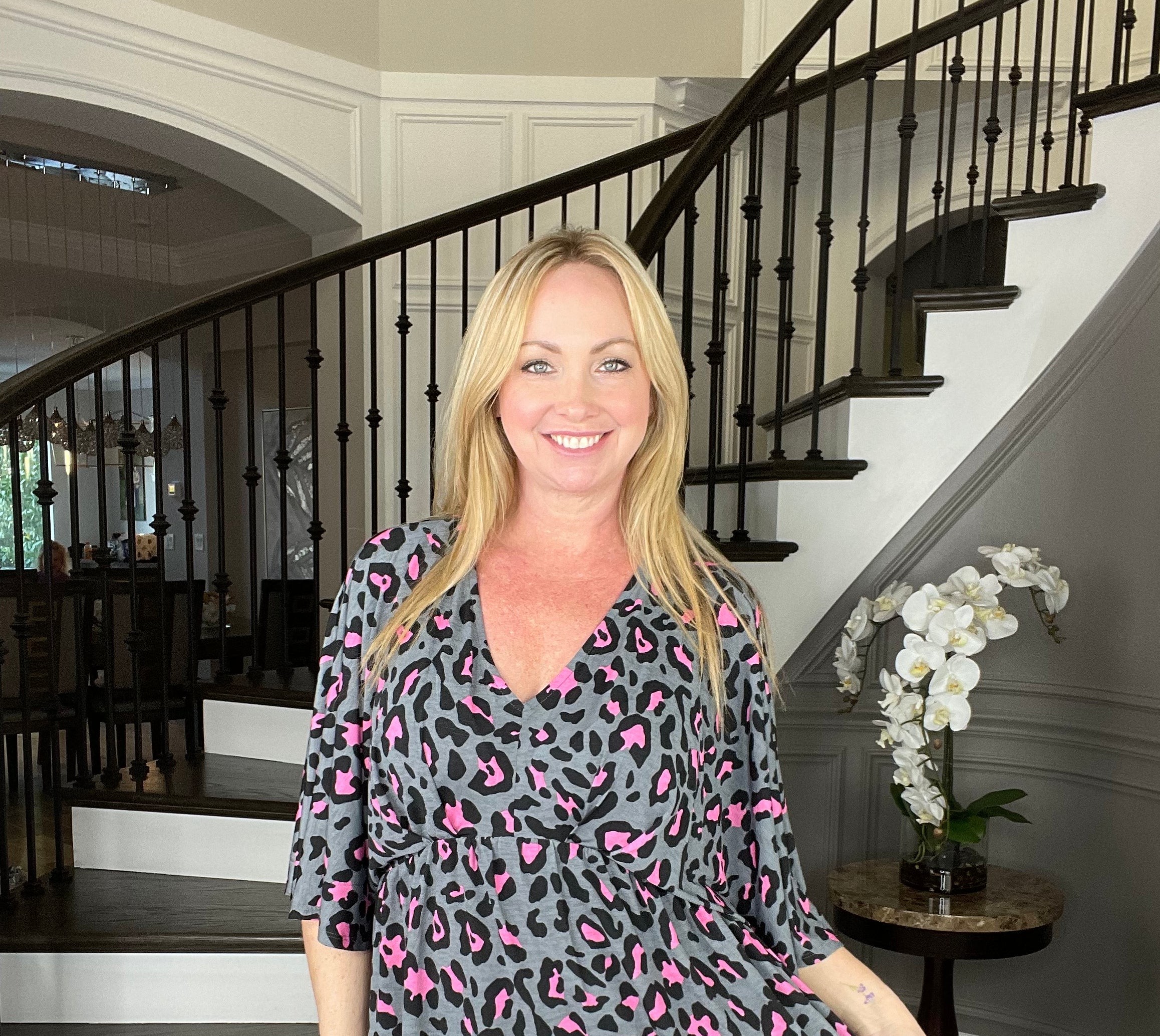 Dear Scarlett Charcoal Leopard Dreamer-100 Short Sleeves- Simply Simpson's Boutique is a Women's Online Fashion Boutique Located in Jupiter, Florida