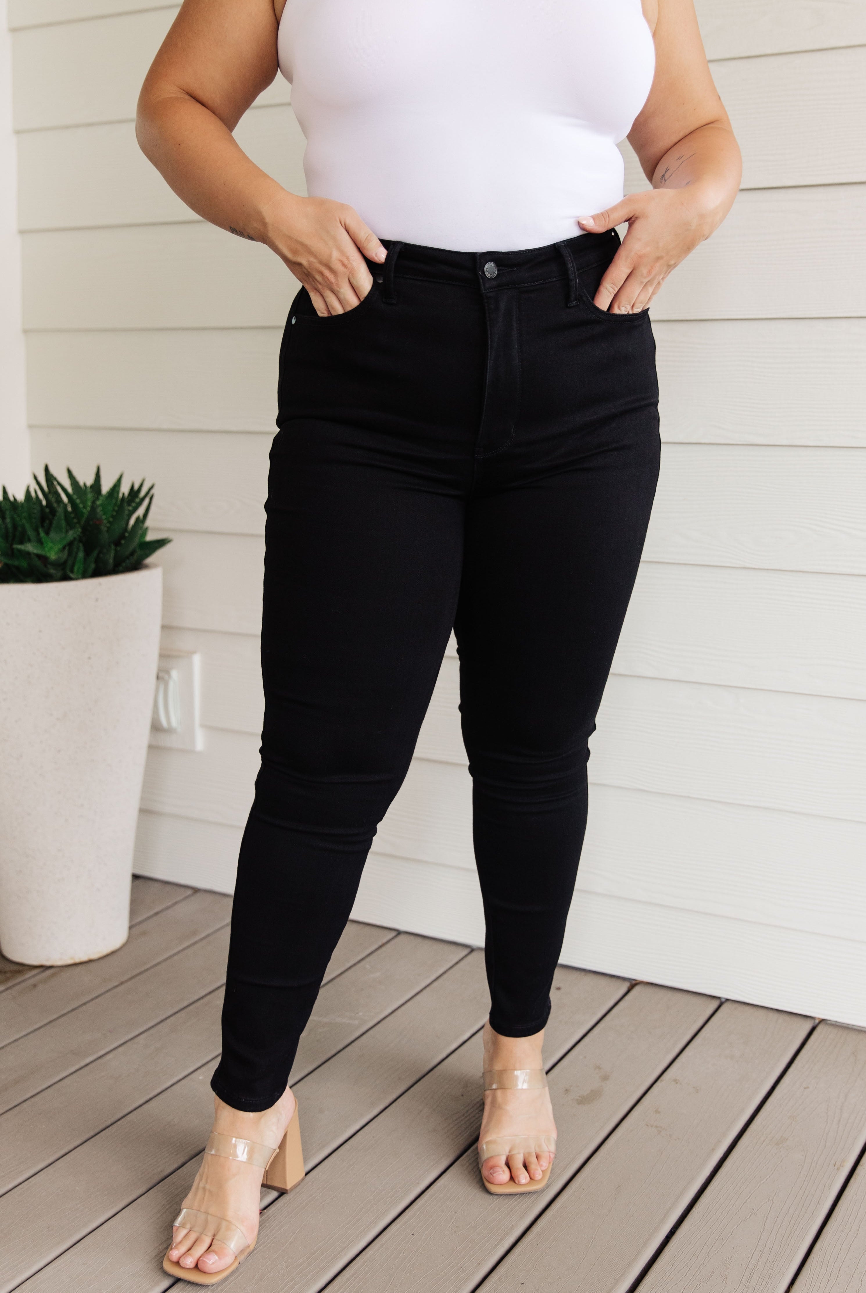 Audrey High Rise Control Top Classic Skinny Jeans in Black-Pants- Simply Simpson's Boutique is a Women's Online Fashion Boutique Located in Jupiter, Florida