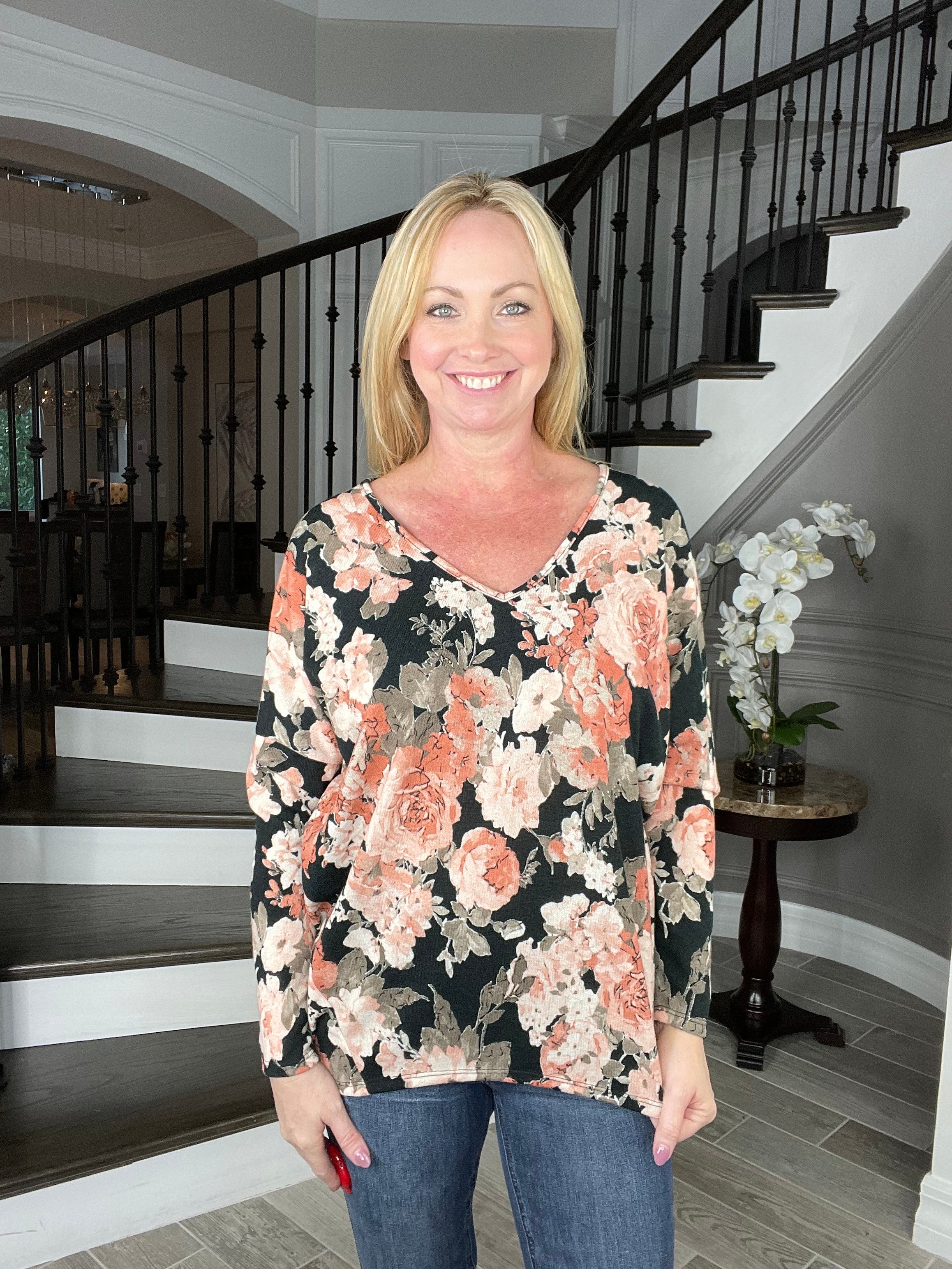 Dear Scarlett Floral Top-110 Long Sleeves- Simply Simpson's Boutique is a Women's Online Fashion Boutique Located in Jupiter, Florida