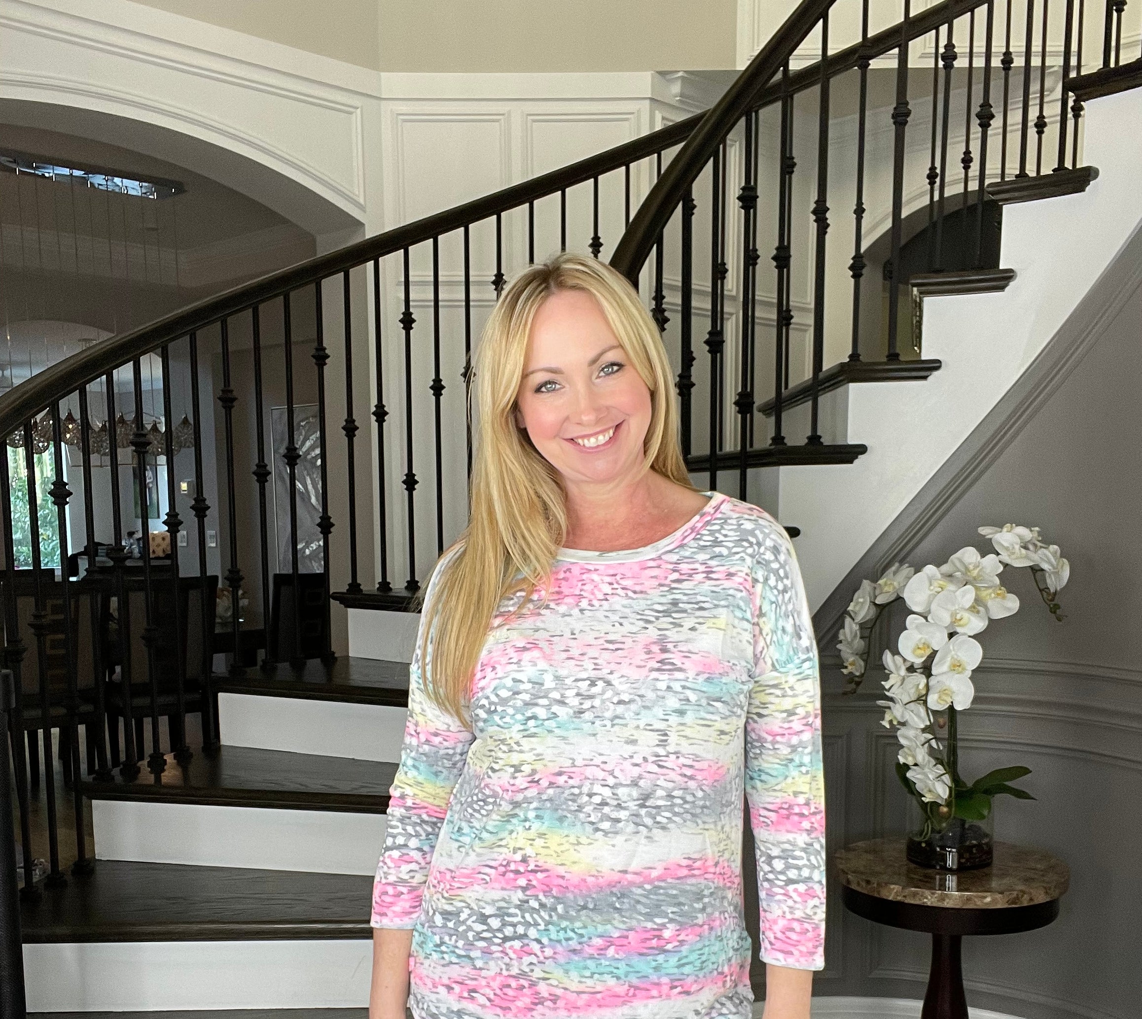 Dear Scarlett Multicolor Top-110 Long Sleeves- Simply Simpson's Boutique is a Women's Online Fashion Boutique Located in Jupiter, Florida