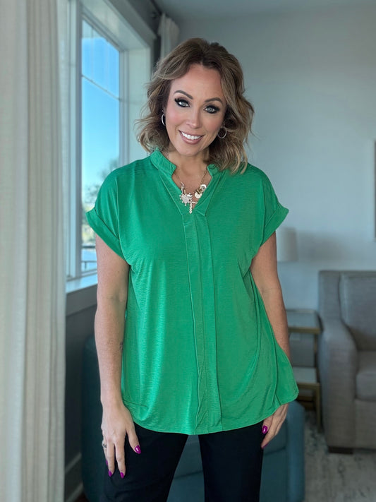 Dear Scarlett Bloom Short Sleeve Lizzy-100 Short Sleeves- Simply Simpson's Boutique is a Women's Online Fashion Boutique Located in Jupiter, Florida