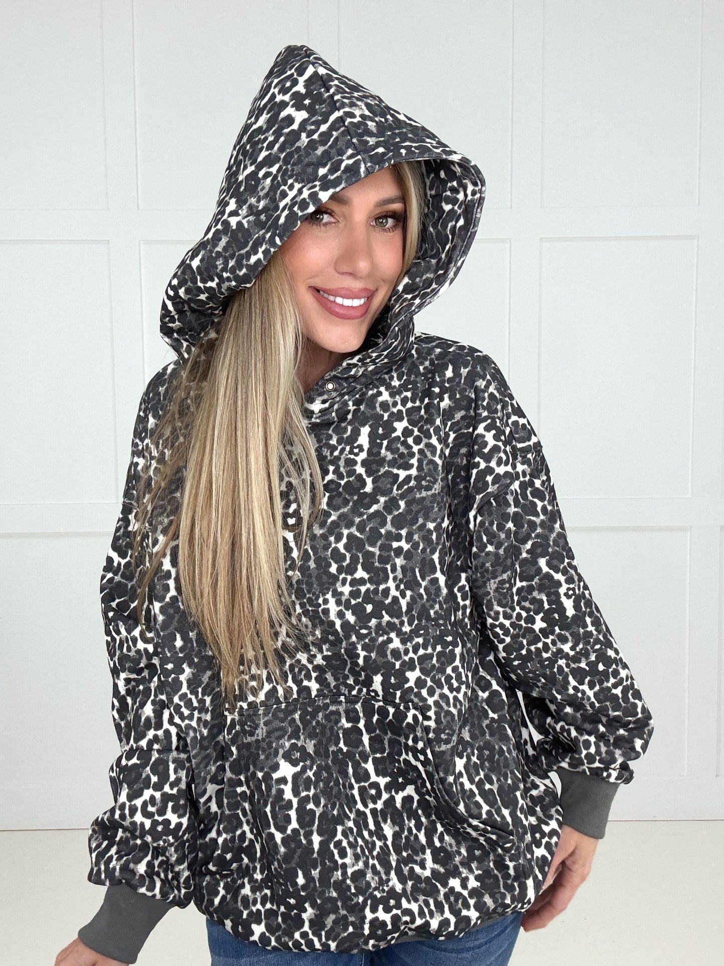 Veveret Midnight Muse Leopard Hoodie