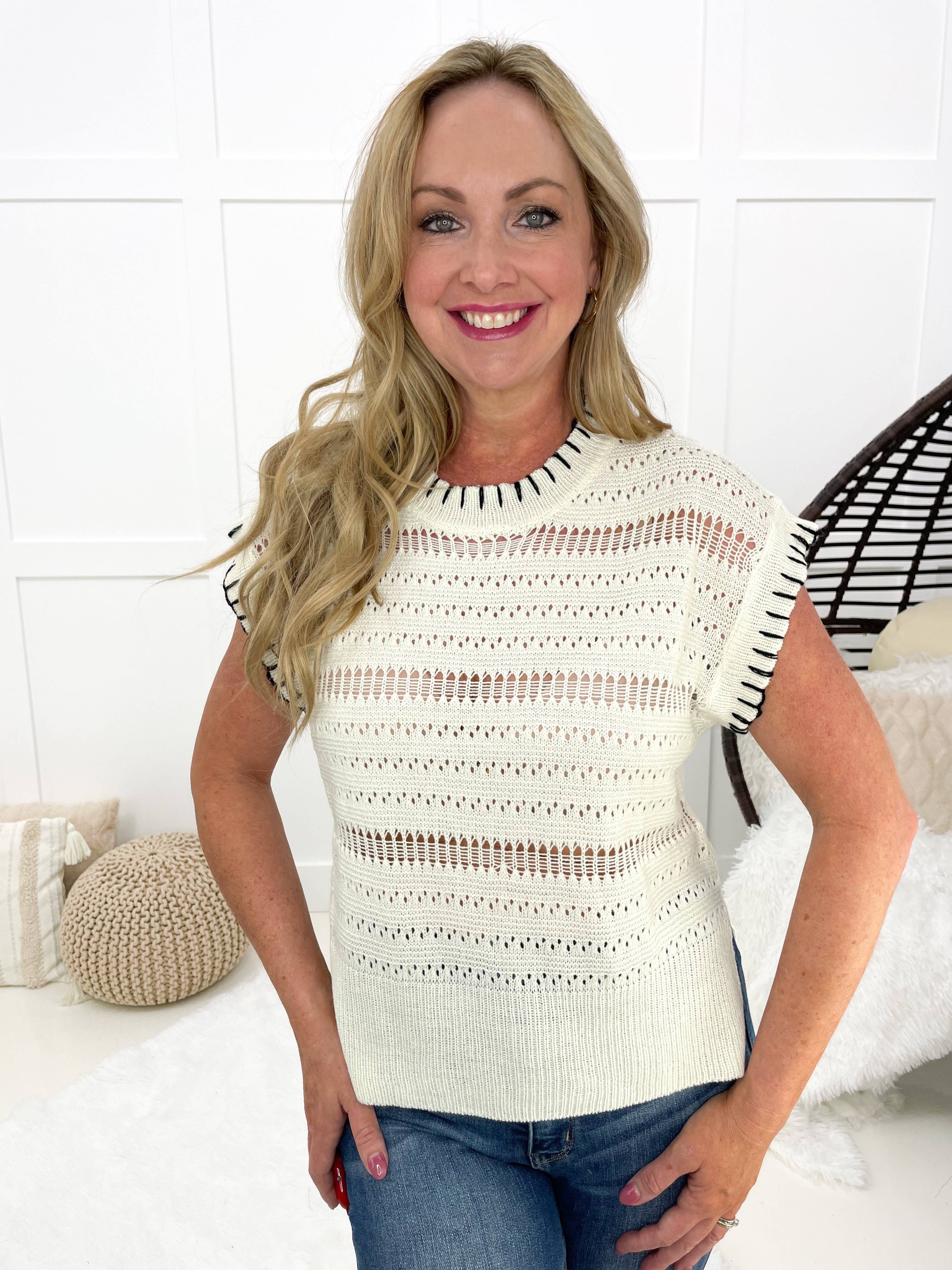 Lifestyles Knit Top-100 Short Sleeves- Simply Simpson's Boutique is a Women's Online Fashion Boutique Located in Jupiter, Florida