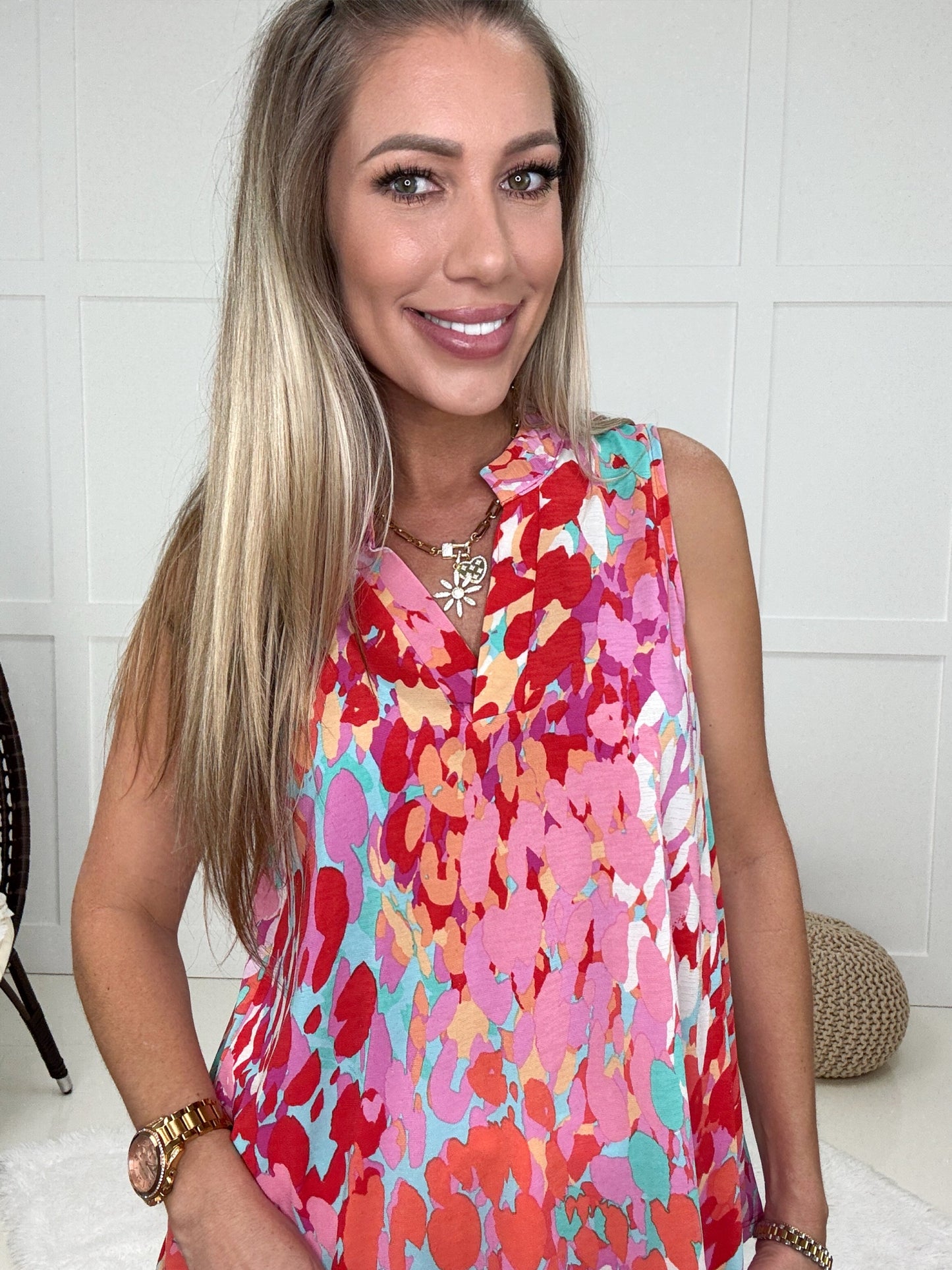 Dear Scarlett Sleeveless Everest Lizzy-120 Sleeveless- Simply Simpson's Boutique is a Women's Online Fashion Boutique Located in Jupiter, Florida