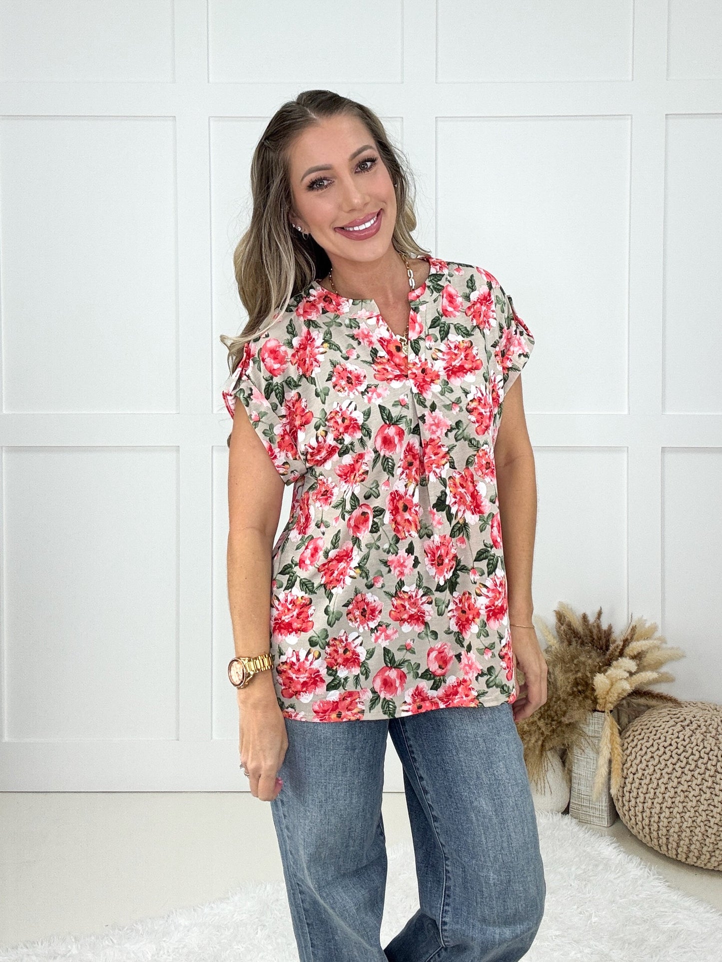 Dear Scarlett Frost Lizzy-100 Short Sleeves- Simply Simpson's Boutique is a Women's Online Fashion Boutique Located in Jupiter, Florida