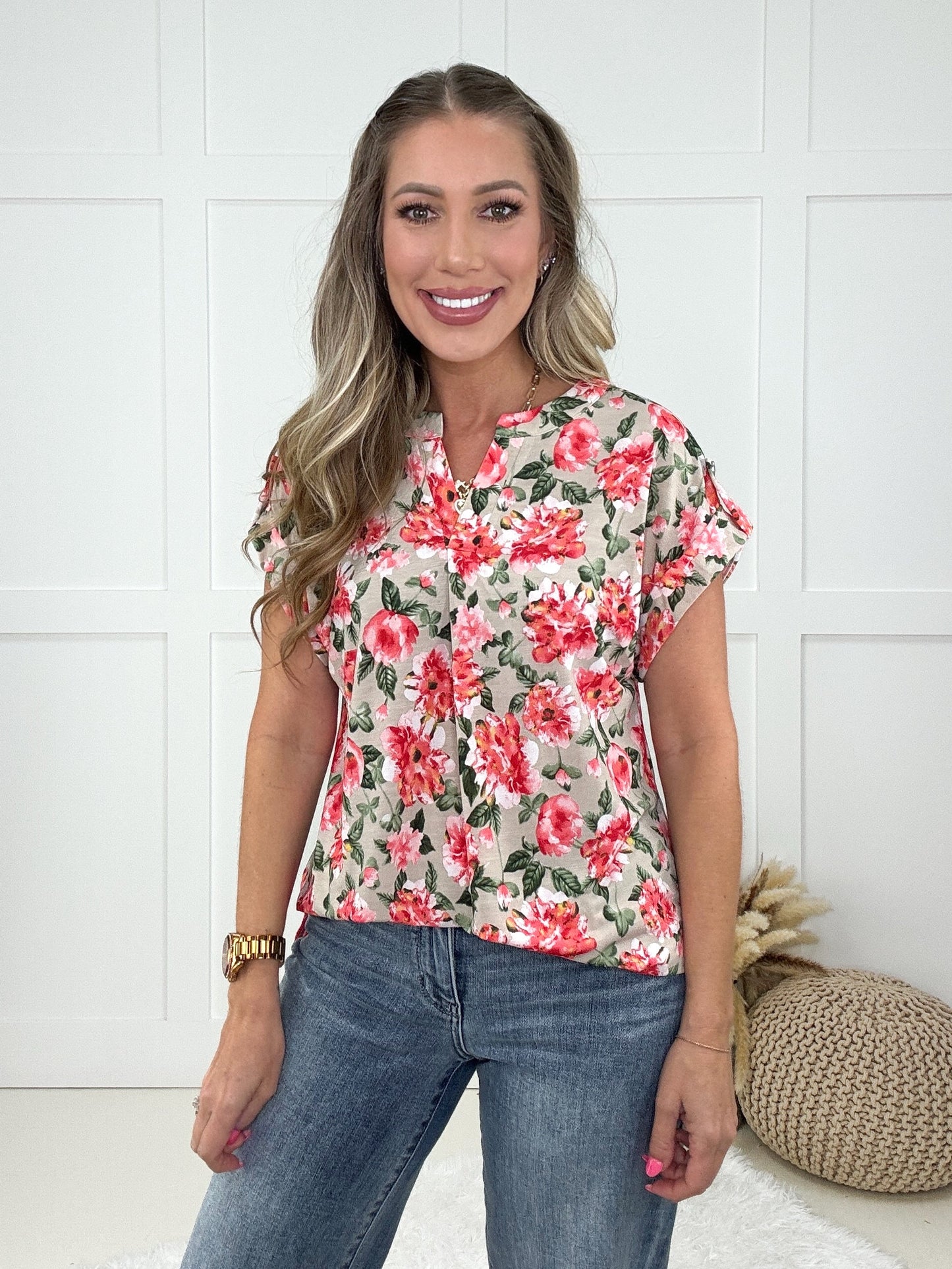 Dear Scarlett Frost Lizzy-100 Short Sleeves- Simply Simpson's Boutique is a Women's Online Fashion Boutique Located in Jupiter, Florida