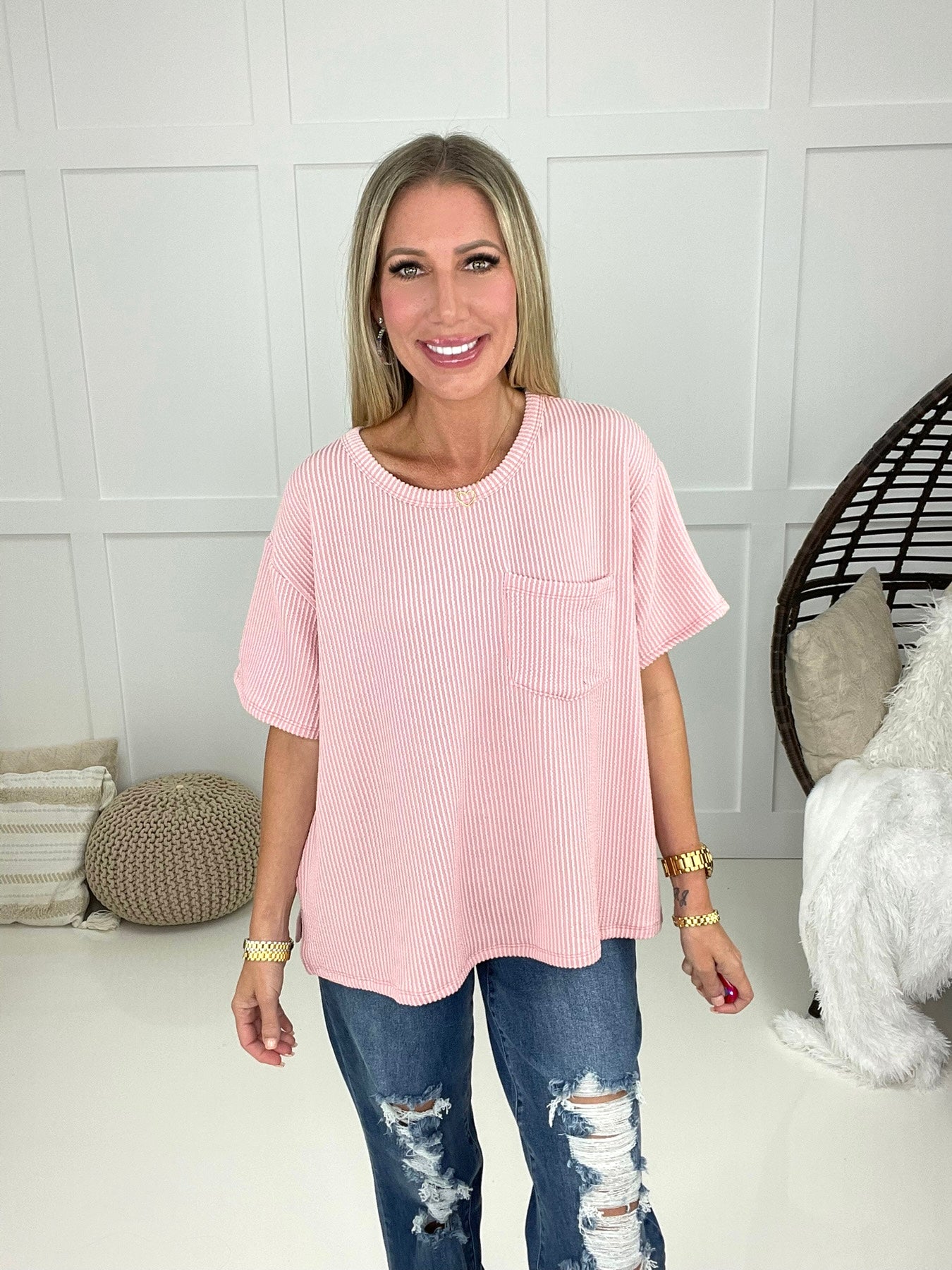 Who’s That Girl Short Sleeve Top-100 Short Sleeves- Simply Simpson's Boutique is a Women's Online Fashion Boutique Located in Jupiter, Florida