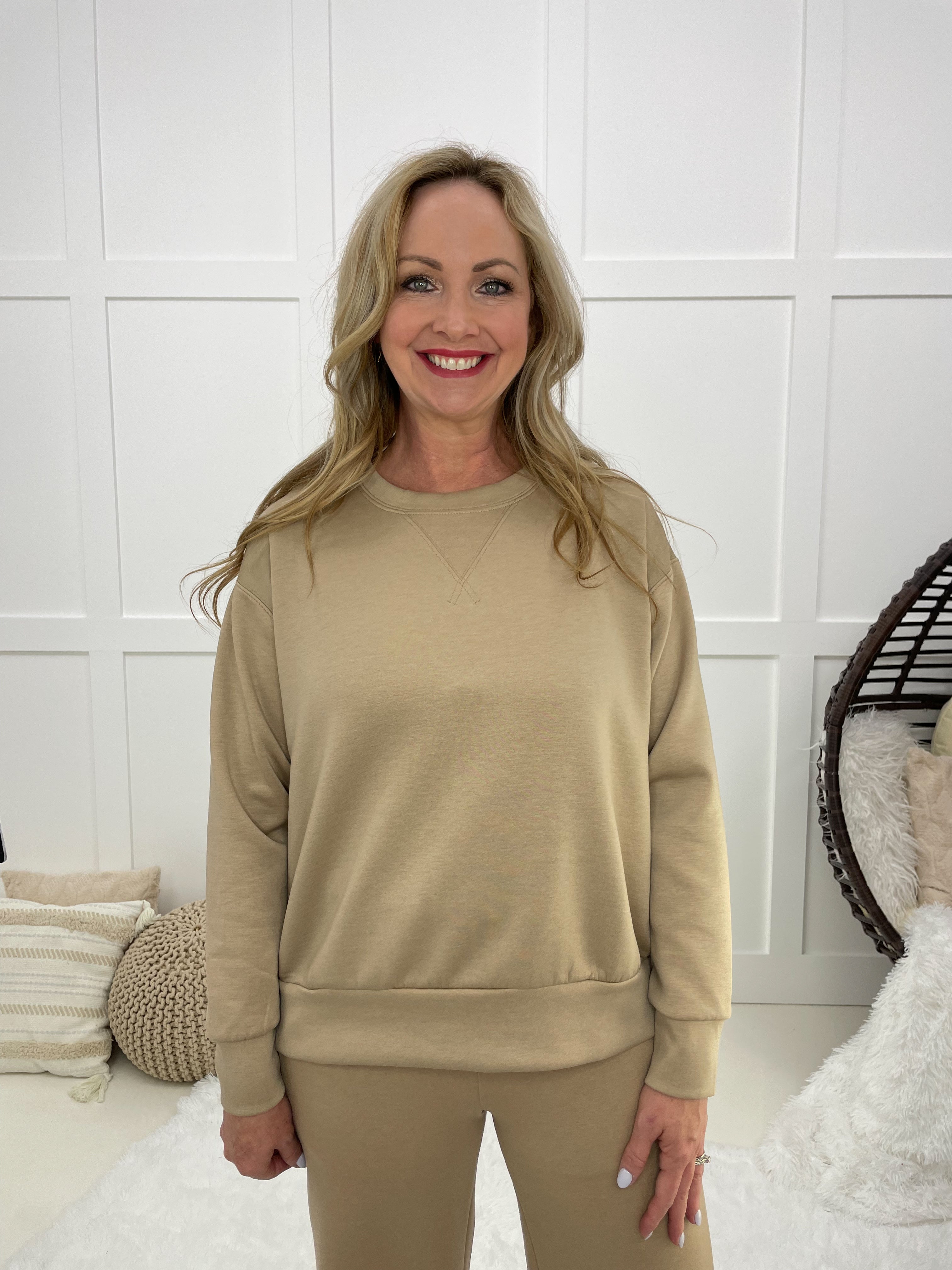 Dear Scarlett Jet Set Malibu Top-220 Lounge wear/Pajamas- Simply Simpson's Boutique is a Women's Online Fashion Boutique Located in Jupiter, Florida