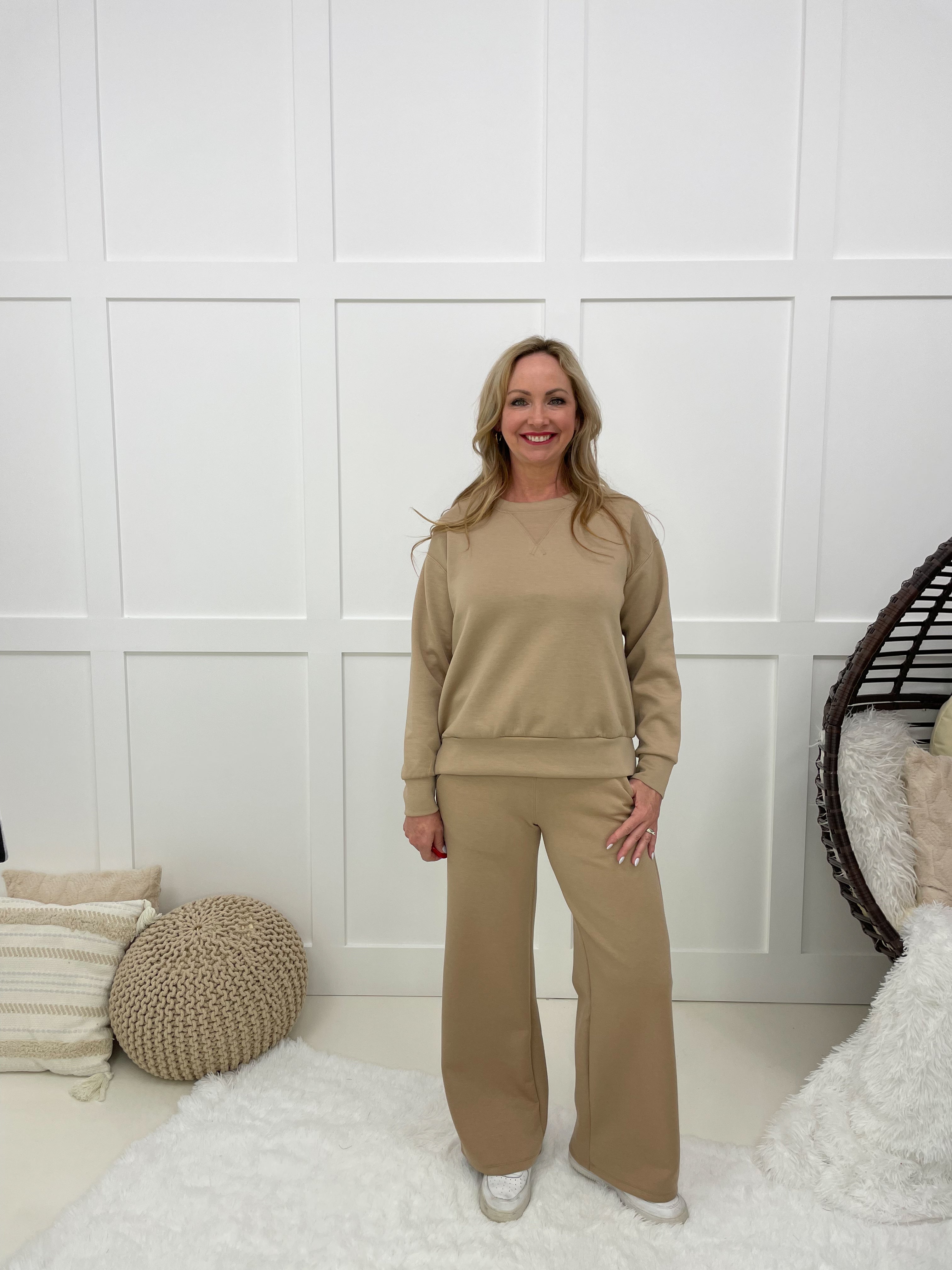 Dear Scarlett Jet Set Malibu Top-220 Lounge wear/Pajamas- Simply Simpson's Boutique is a Women's Online Fashion Boutique Located in Jupiter, Florida