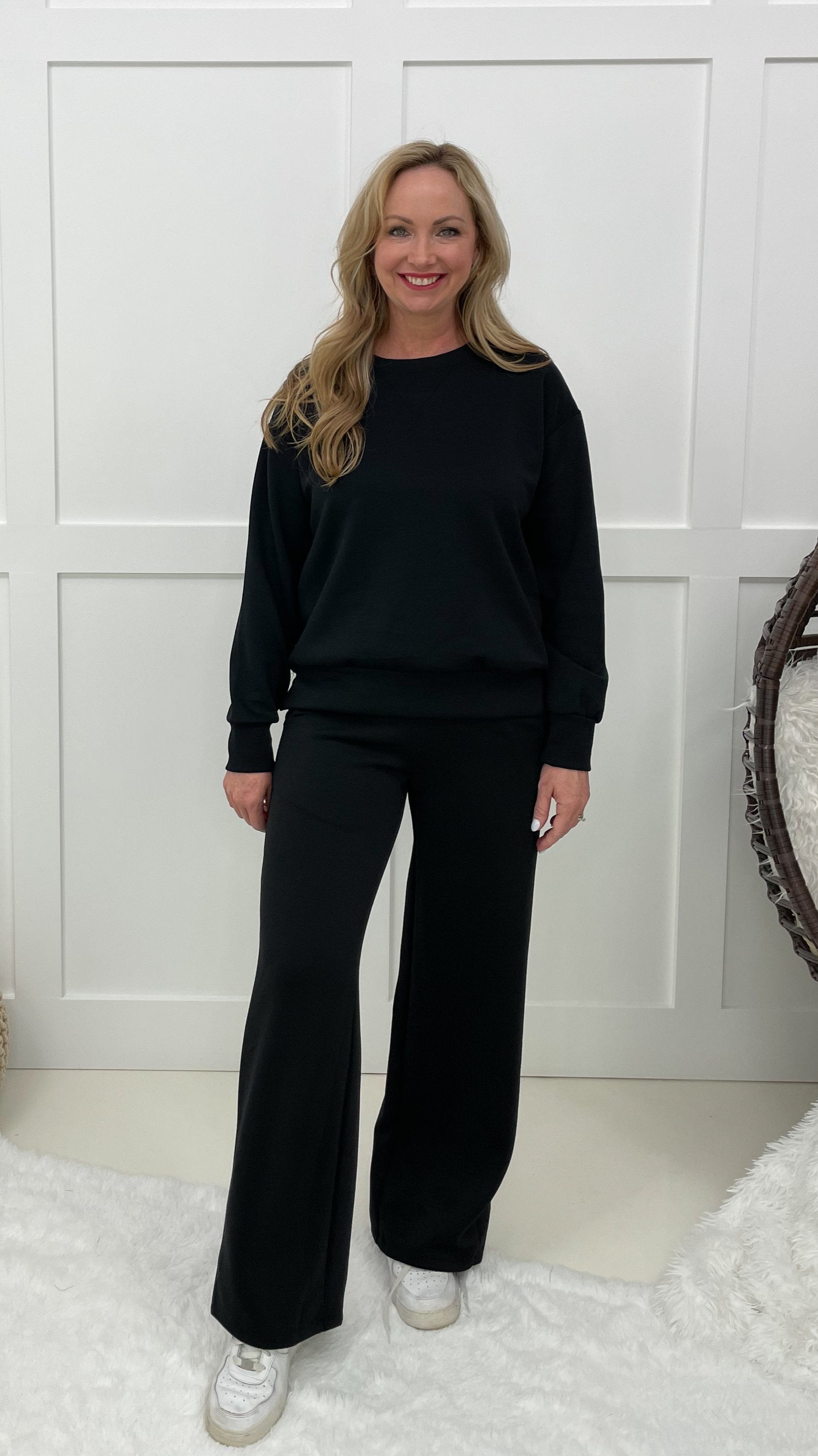 Dear Scarlett Jet Set Malibu Top-220 Lounge wear/Pajamas- Simply Simpson's Boutique is a Women's Online Fashion Boutique Located in Jupiter, Florida