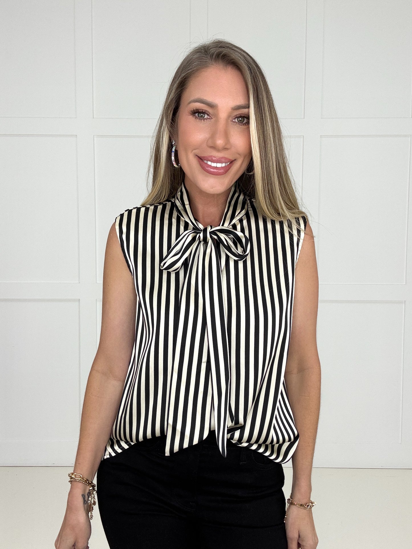 Black Preppy Perfection Blouse-100 Short Sleeves- Simply Simpson's Boutique is a Women's Online Fashion Boutique Located in Jupiter, Florida