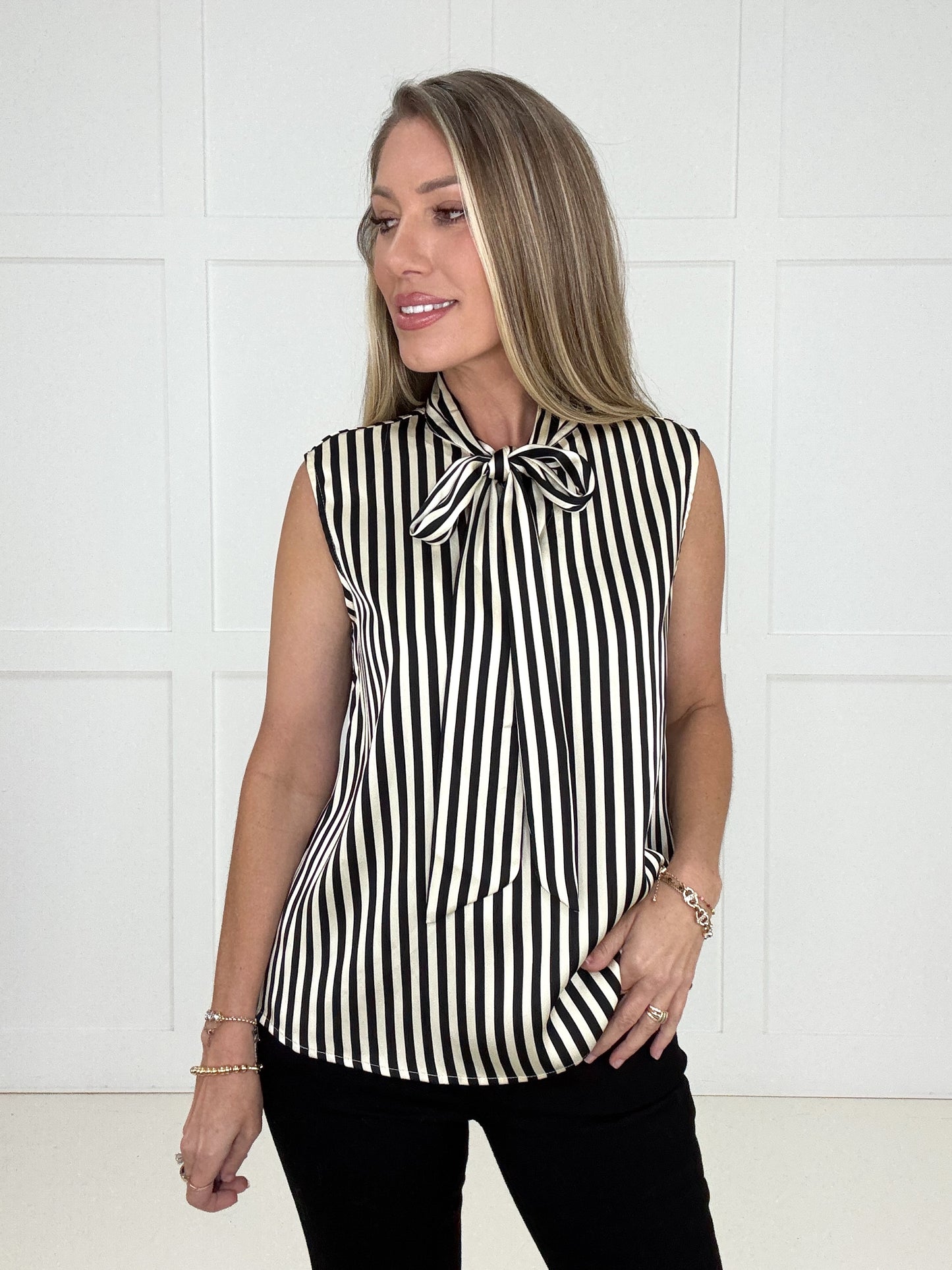 Black Preppy Perfection Blouse-100 Short Sleeves- Simply Simpson's Boutique is a Women's Online Fashion Boutique Located in Jupiter, Florida