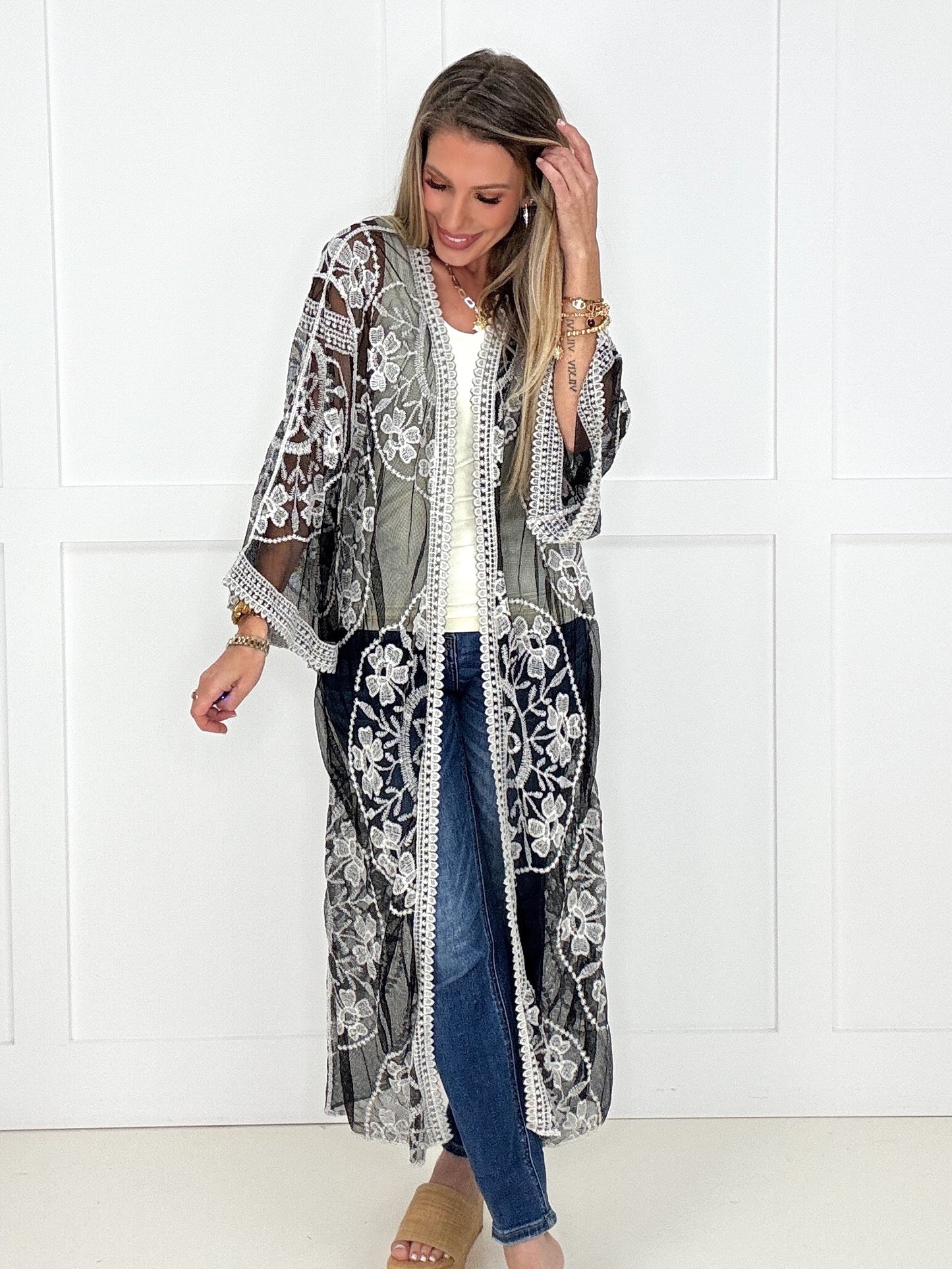 Bloom & Breeze Kimono-180 Outerwear/Jackets- Simply Simpson's Boutique is a Women's Online Fashion Boutique Located in Jupiter, Florida
