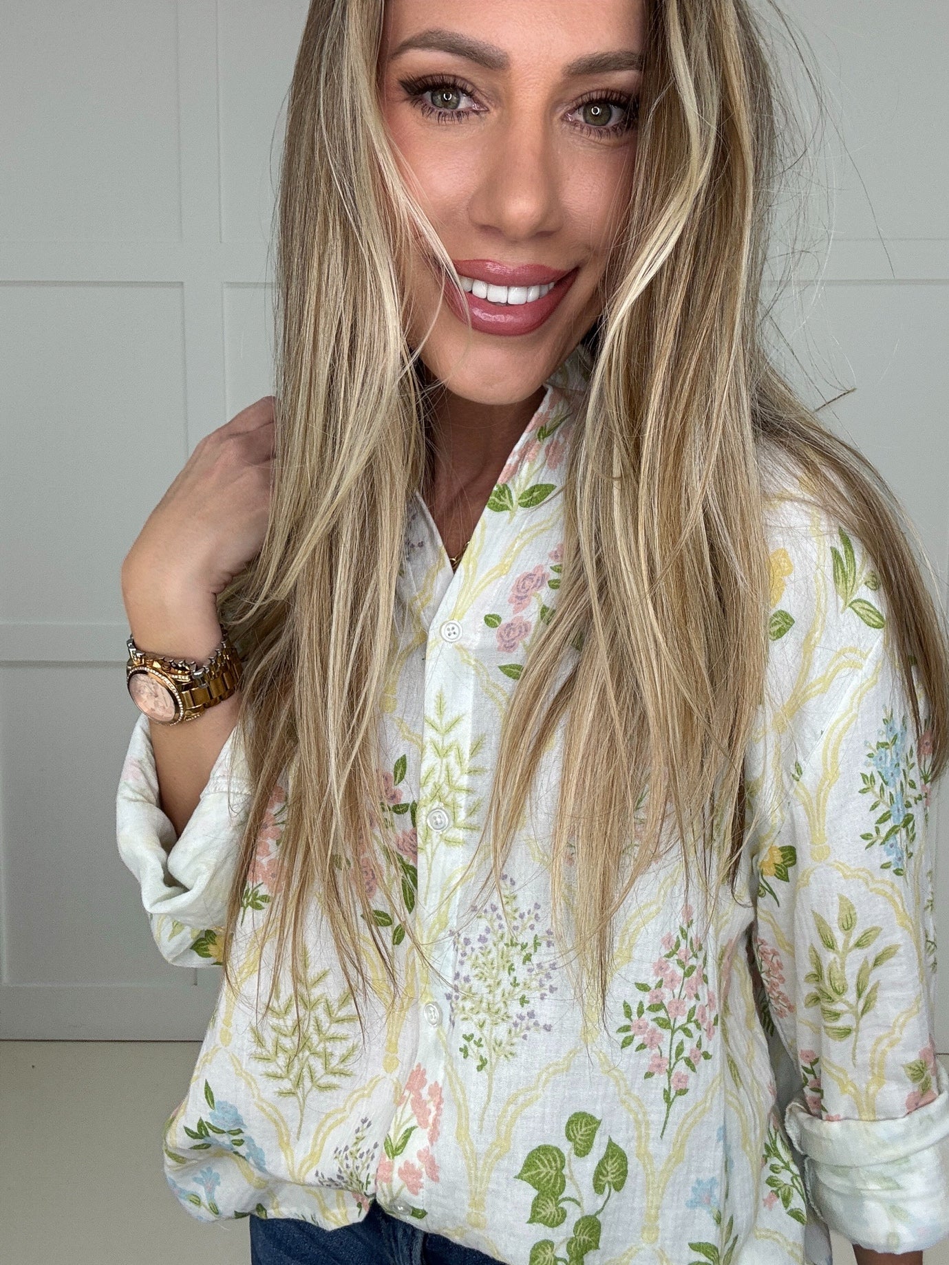 Botanical Garden Button Down Blouse-110 Long Sleeves- Simply Simpson's Boutique is a Women's Online Fashion Boutique Located in Jupiter, Florida