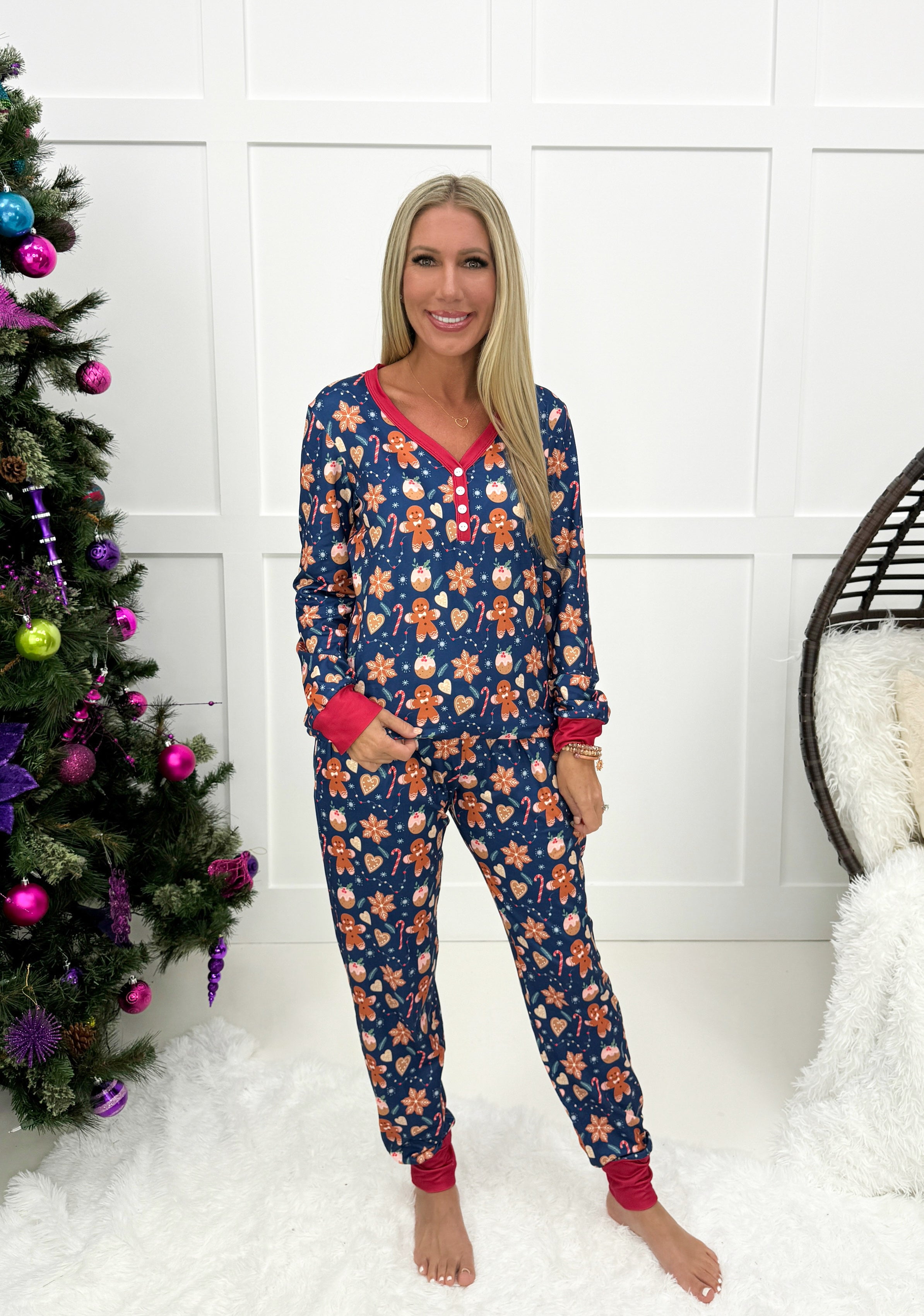 Preorder Shirley & Stone Holiday Jogger Pajamas(2024)-220 Lounge wear/Pajamas- Simply Simpson's Boutique is a Women's Online Fashion Boutique Located in Jupiter, Florida