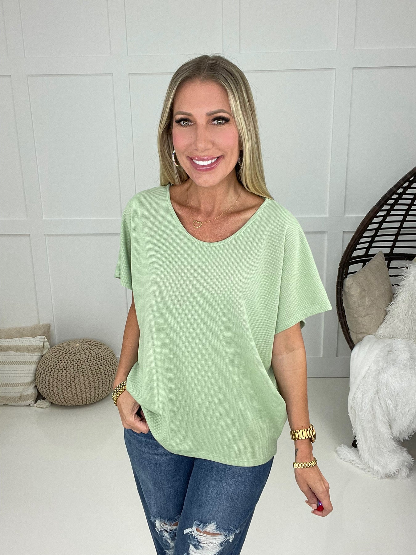 Dancing Divas Top-100 Short Sleeves- Simply Simpson's Boutique is a Women's Online Fashion Boutique Located in Jupiter, Florida