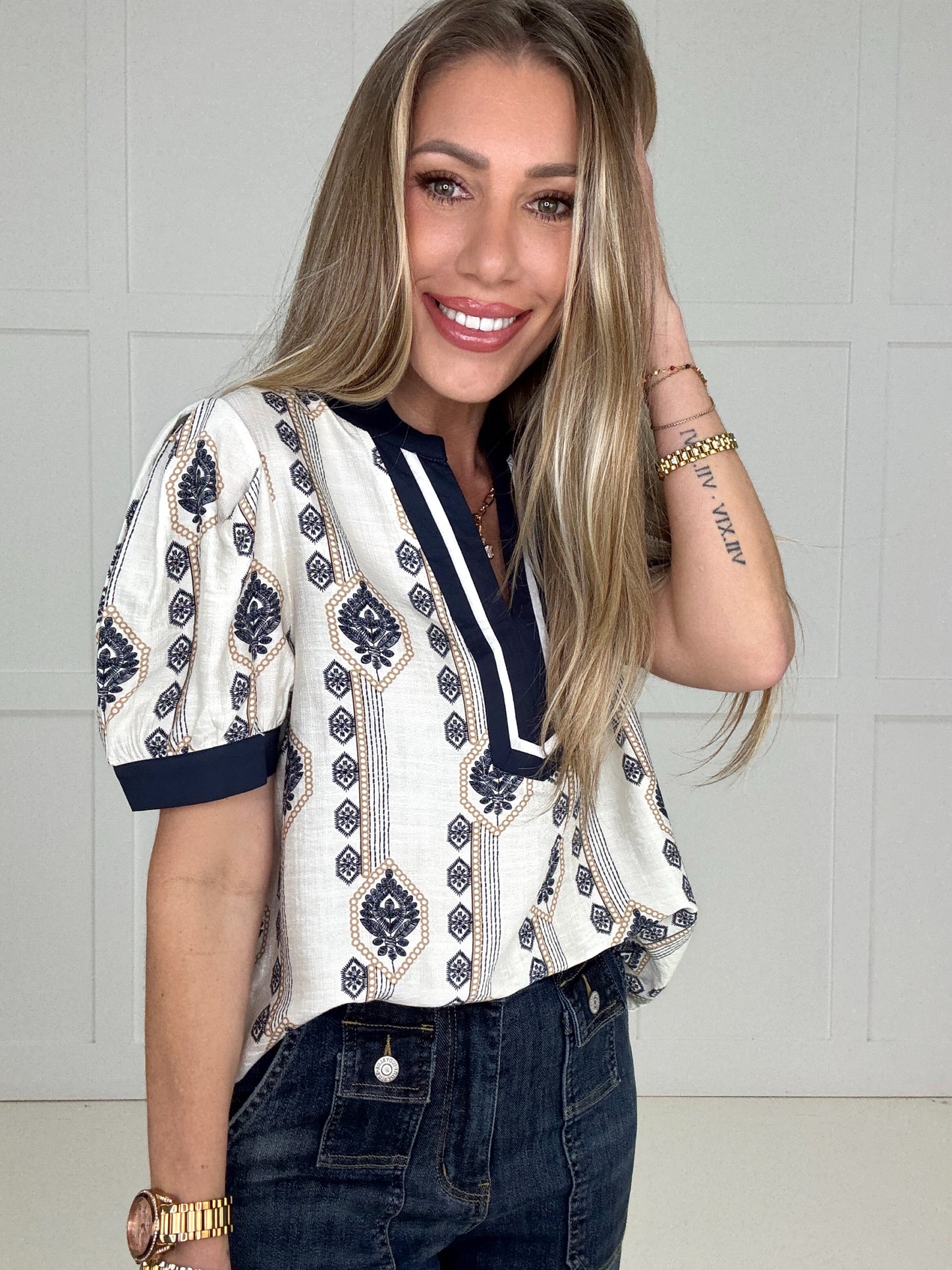 Seaside Stroll Blouse-100 Short Sleeves- Simply Simpson's Boutique is a Women's Online Fashion Boutique Located in Jupiter, Florida