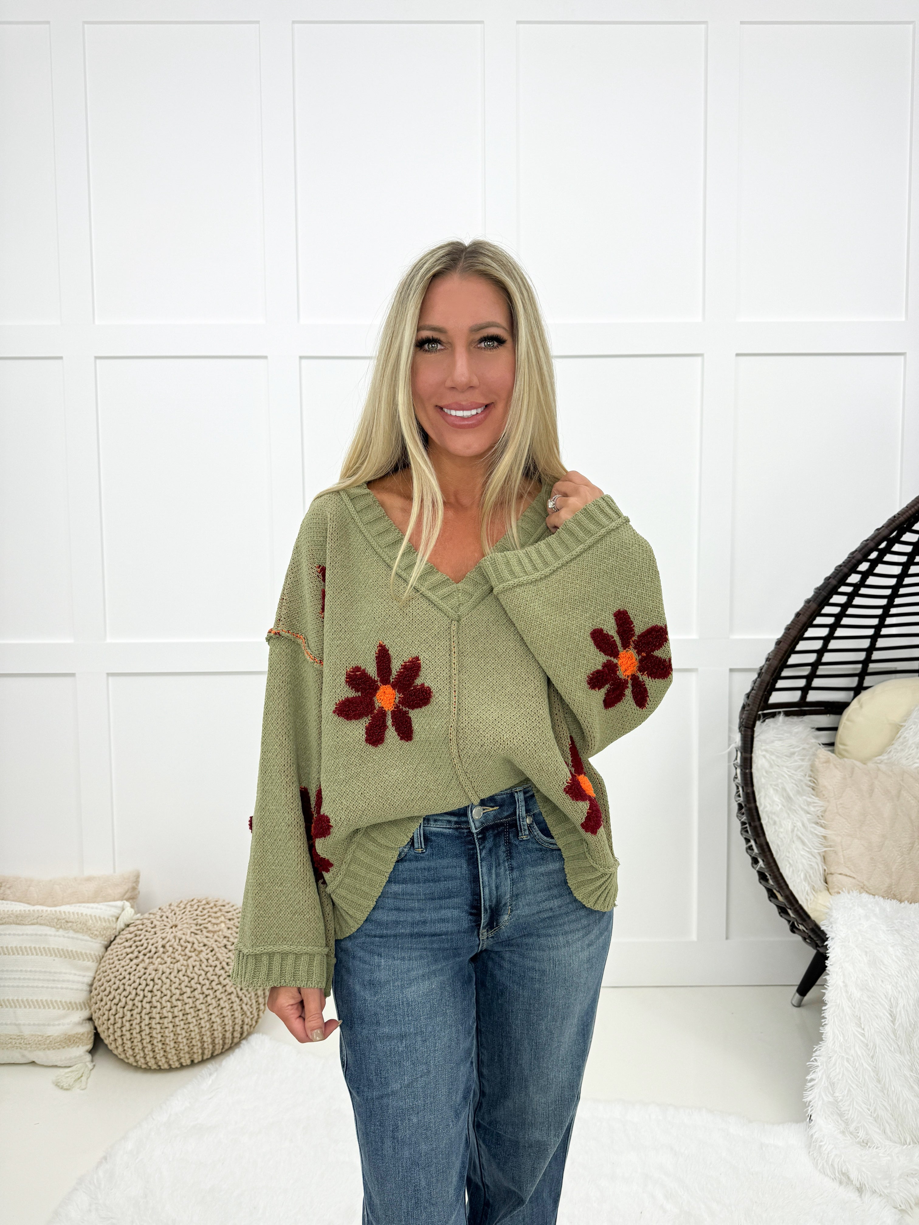 POL Blissful Daisy Sweater-150 Sweaters- Simply Simpson's Boutique is a Women's Online Fashion Boutique Located in Jupiter, Florida