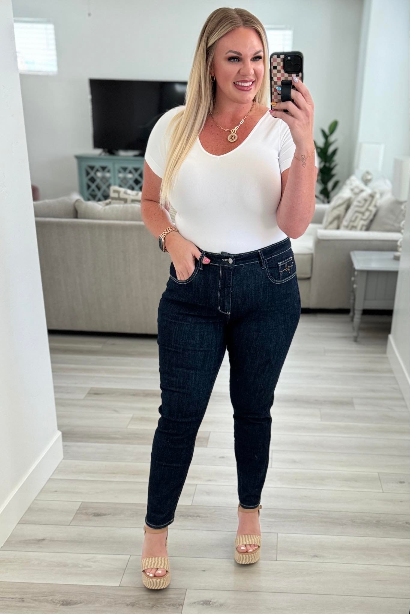 Judy Blue Hot Momma Dark Wash Straight Leg Jeans-200 Jeans- Simply Simpson's Boutique is a Women's Online Fashion Boutique Located in Jupiter, Florida