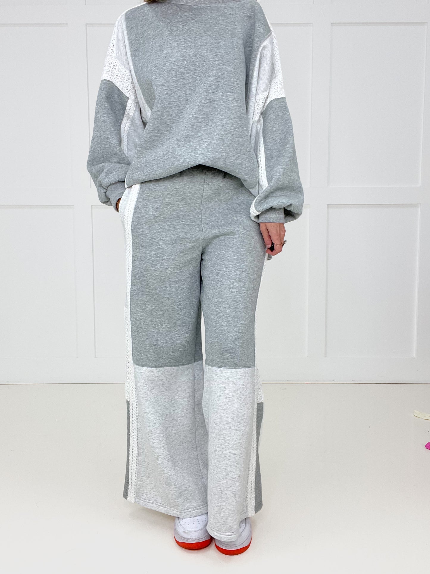 Weekend Reset Sweatpants-220 Lounge wear/Pajamas- Simply Simpson's Boutique is a Women's Online Fashion Boutique Located in Jupiter, Florida