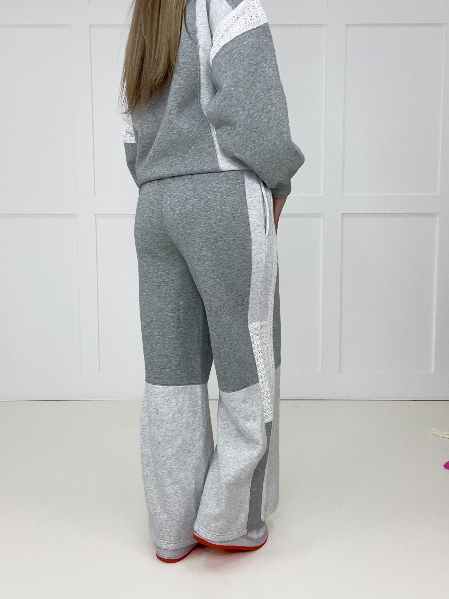 Weekend Reset Sweatpants-220 Lounge wear/Pajamas- Simply Simpson's Boutique is a Women's Online Fashion Boutique Located in Jupiter, Florida