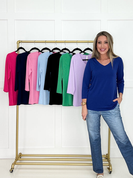 Dear Scarlett Basic V-Neck Top-100 Short Sleeves- Simply Simpson's Boutique is a Women's Online Fashion Boutique Located in Jupiter, Florida