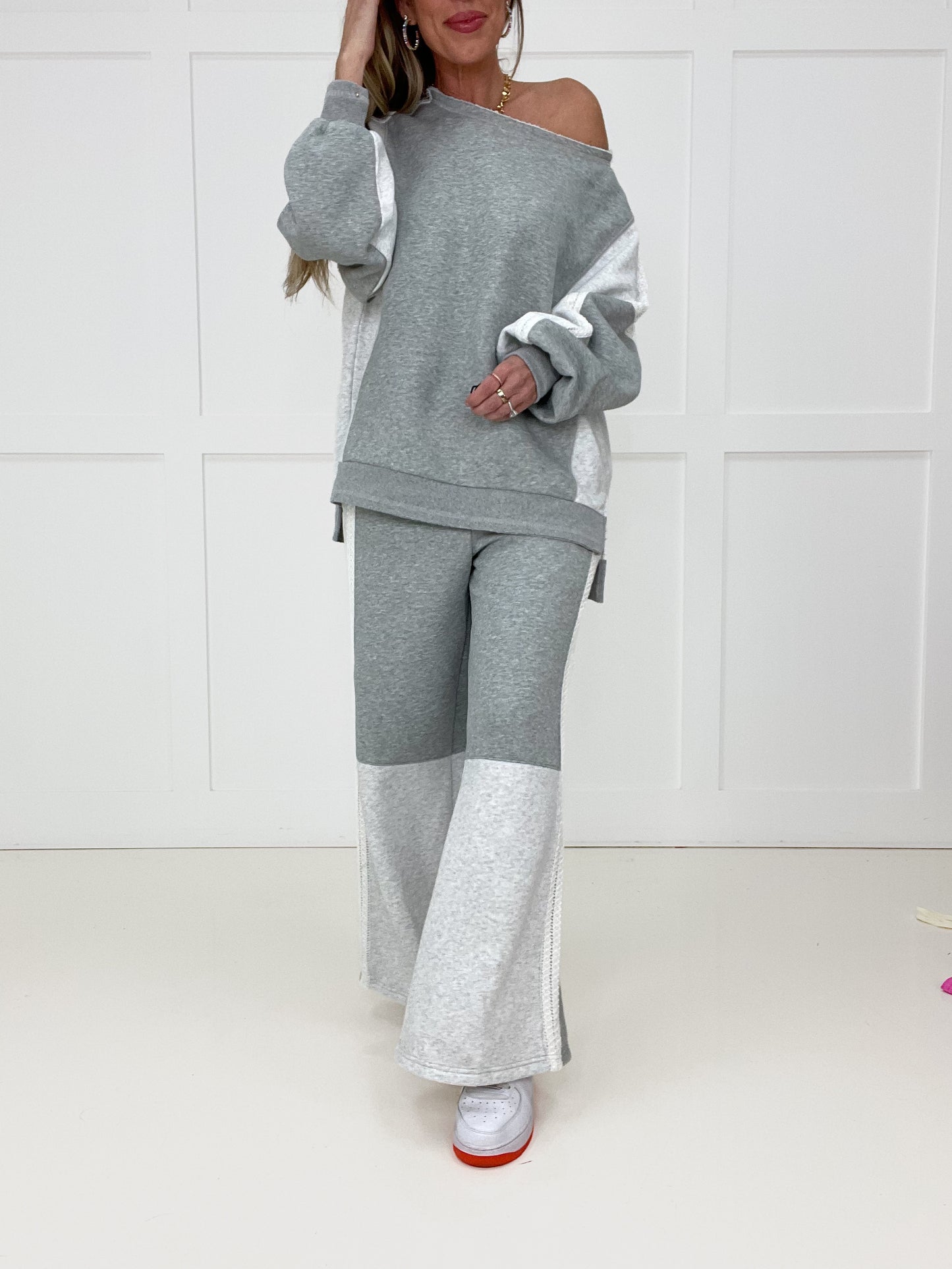 Weekend Reset Sweatpants-220 Lounge wear/Pajamas- Simply Simpson's Boutique is a Women's Online Fashion Boutique Located in Jupiter, Florida