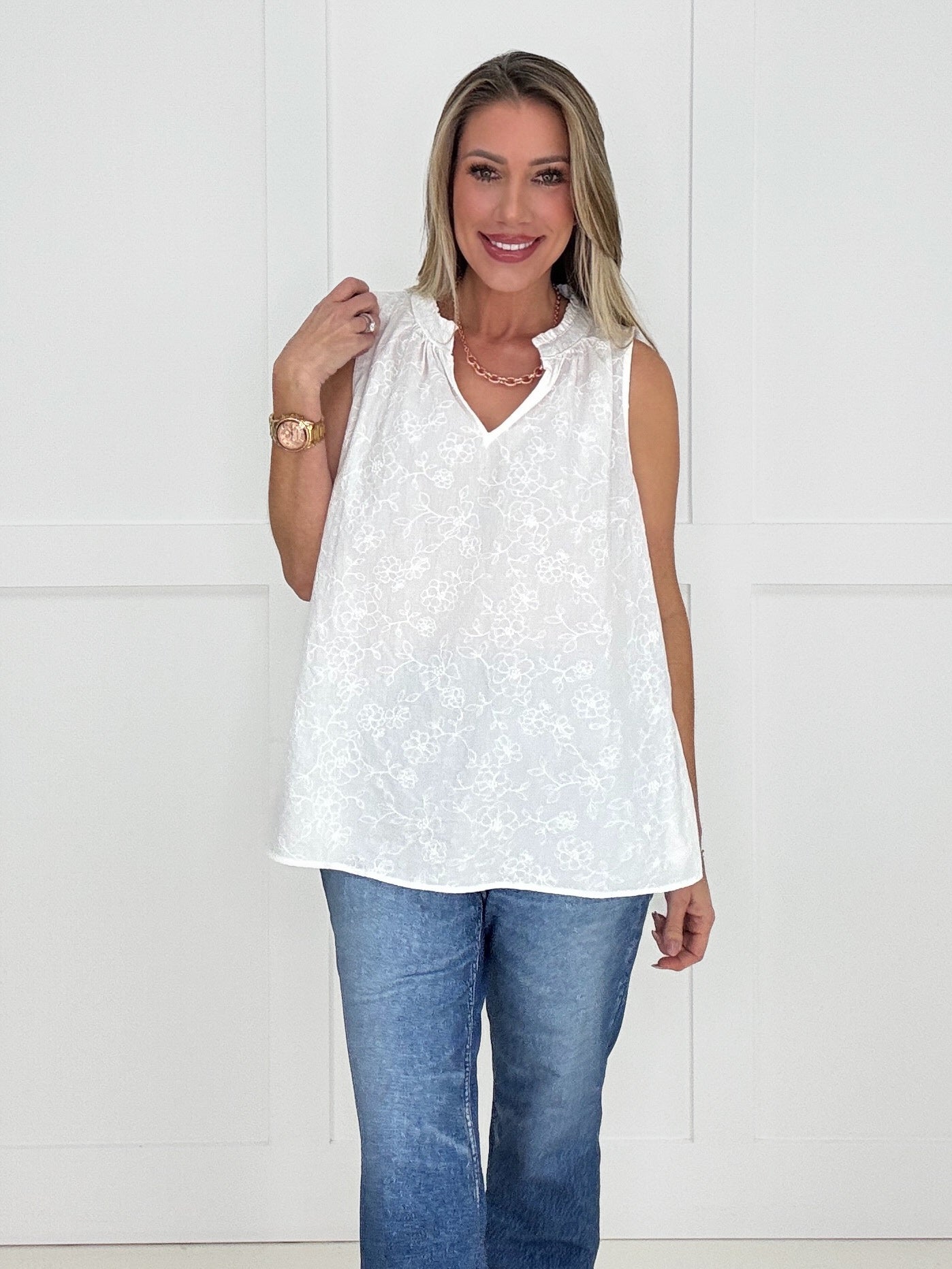 Dear Scarlett White Camellia Top-120 Sleeveless- Simply Simpson's Boutique is a Women's Online Fashion Boutique Located in Jupiter, Florida