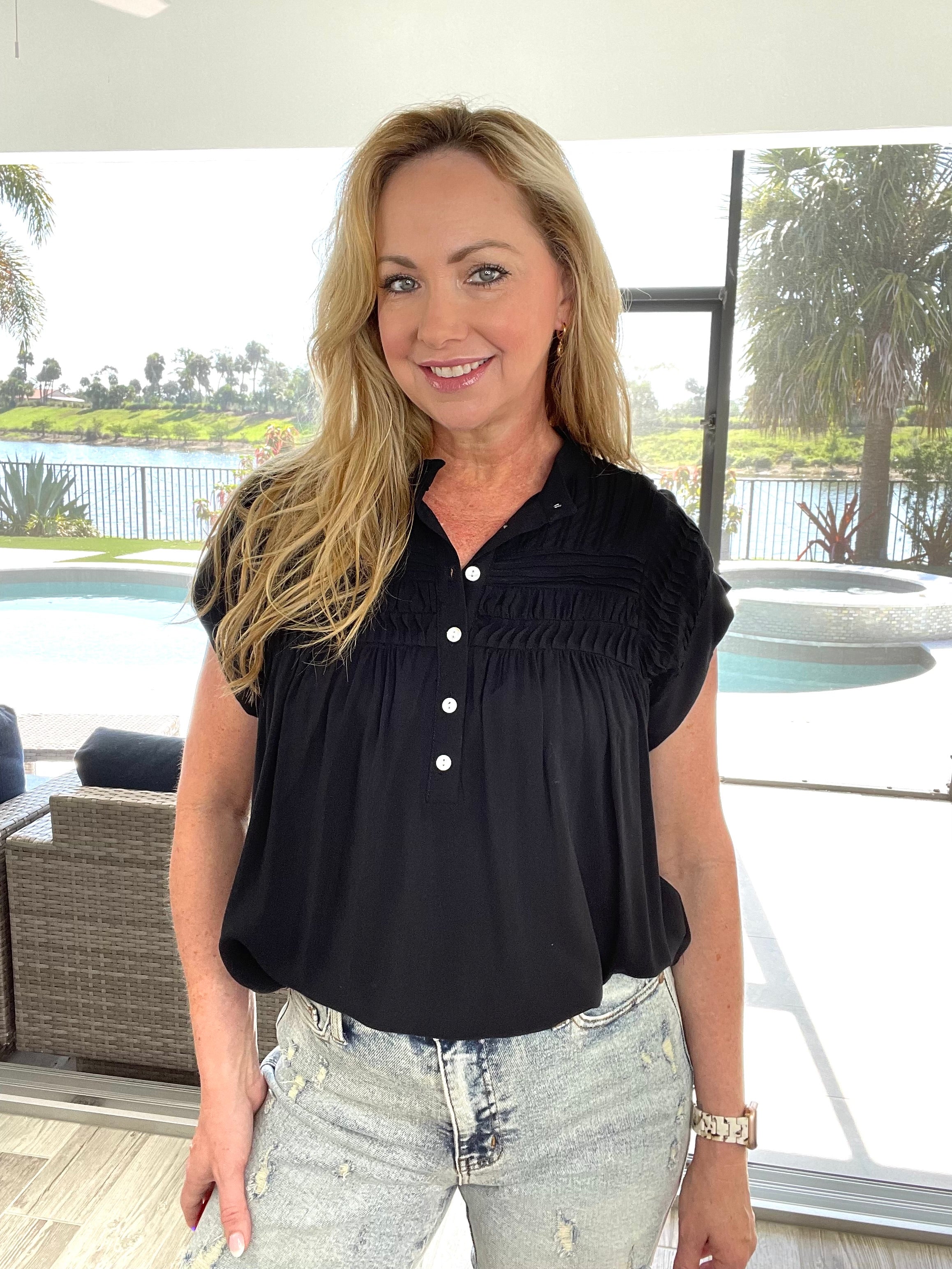 Daytime Delight Short Sleeve Top-100 Short Sleeves- Simply Simpson's Boutique is a Women's Online Fashion Boutique Located in Jupiter, Florida