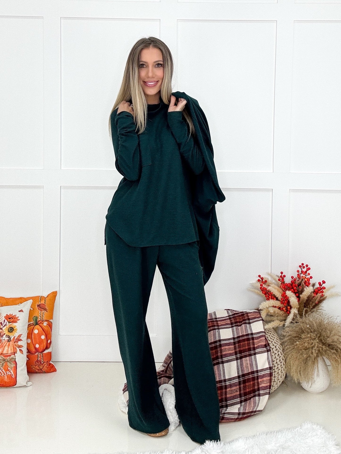 Dear Scarlett Getaway Set-250 Rompers/Sets- Simply Simpson's Boutique is a Women's Online Fashion Boutique Located in Jupiter, Florida