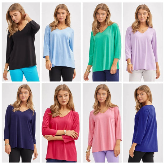 Dear Scarlett Basic V-Neck Top-100 Short Sleeves- Simply Simpson's Boutique is a Women's Online Fashion Boutique Located in Jupiter, Florida