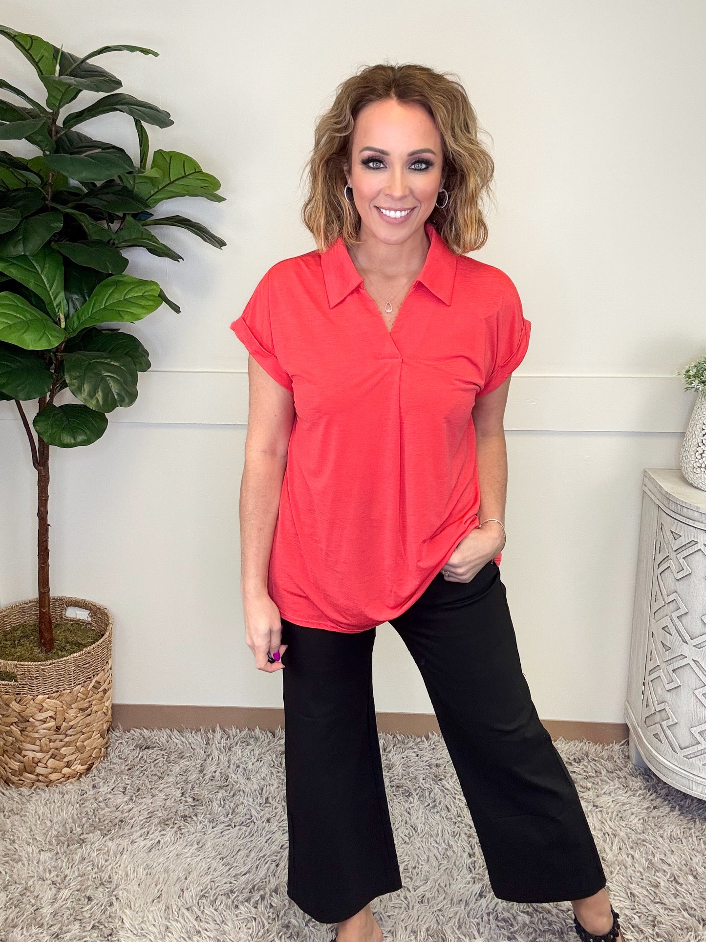 Dear Scarlett Short Sleeve Lizzy-100 Short Sleeves- Simply Simpson's Boutique is a Women's Online Fashion Boutique Located in Jupiter, Florida