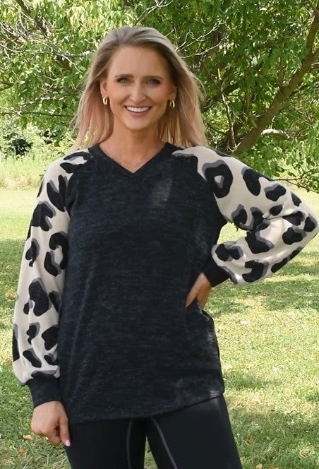 Something Wild Top-110 Long Sleeves- Simply Simpson's Boutique is a Women's Online Fashion Boutique Located in Jupiter, Florida
