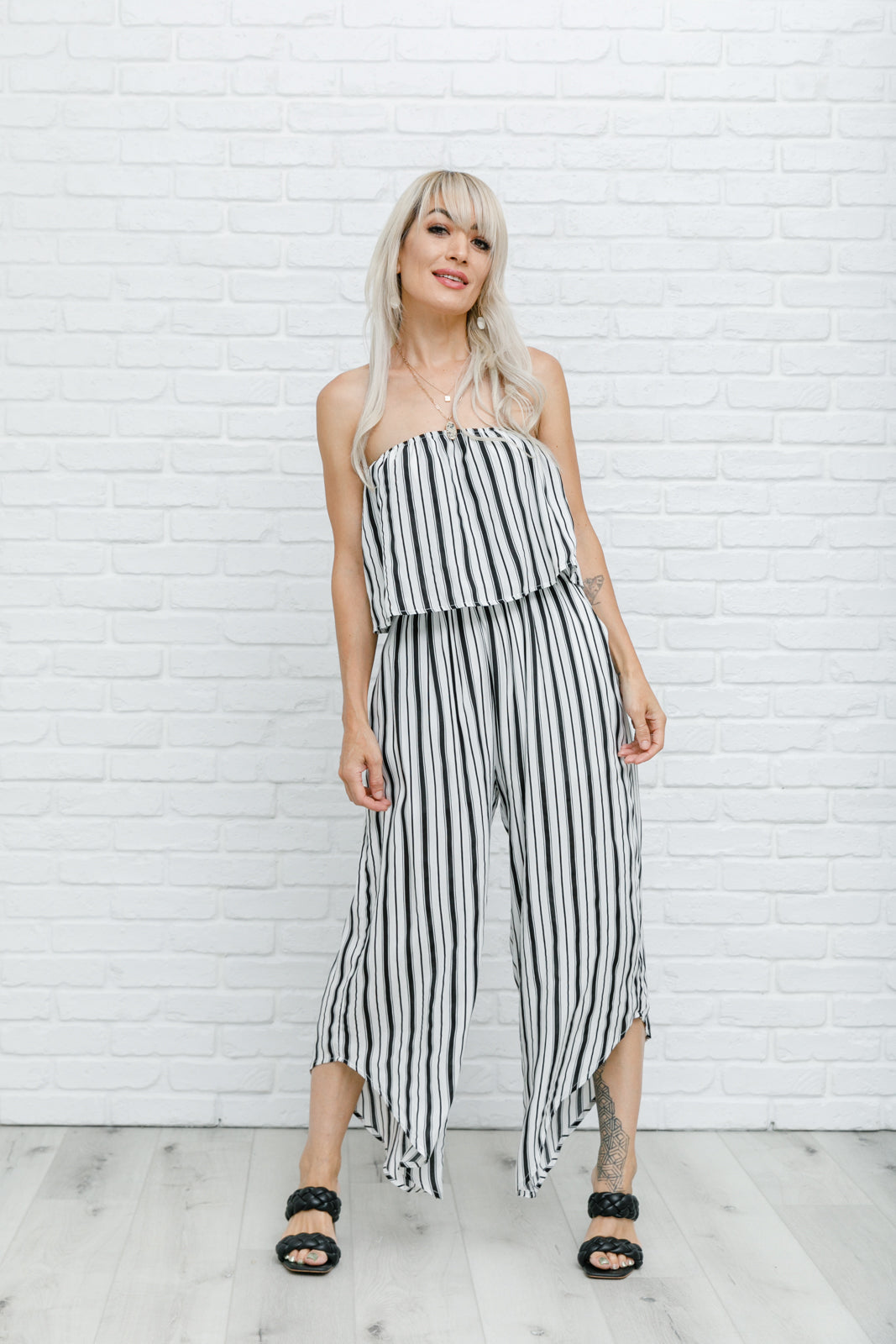 Modern Stripes Sleeveless Jumpsuit-Jumpsuits- Simply Simpson's Boutique is a Women's Online Fashion Boutique Located in Jupiter, Florida