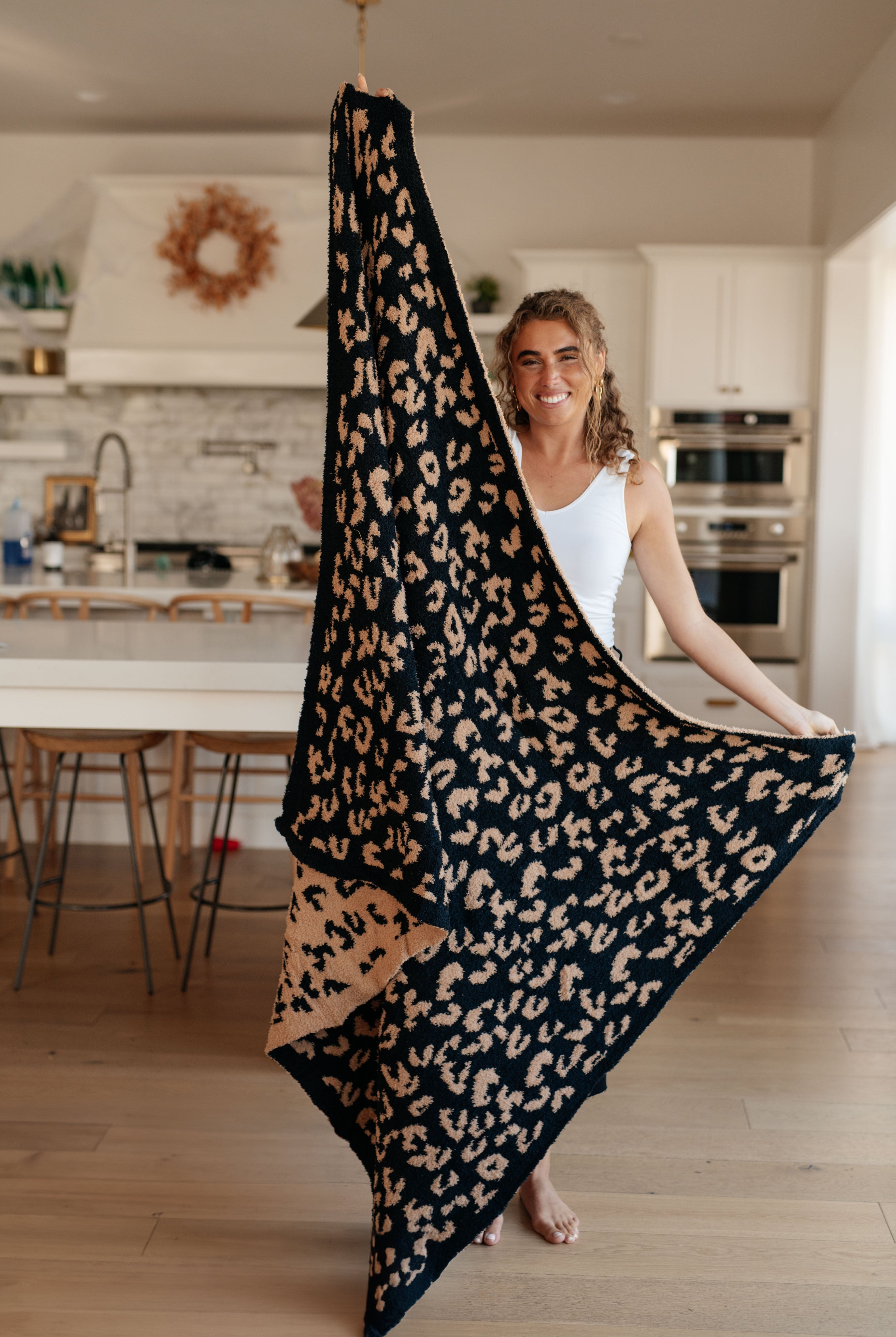 Ari Blanket Single Cuddle Size in Animal Print-Blankets- Simply Simpson's Boutique is a Women's Online Fashion Boutique Located in Jupiter, Florida