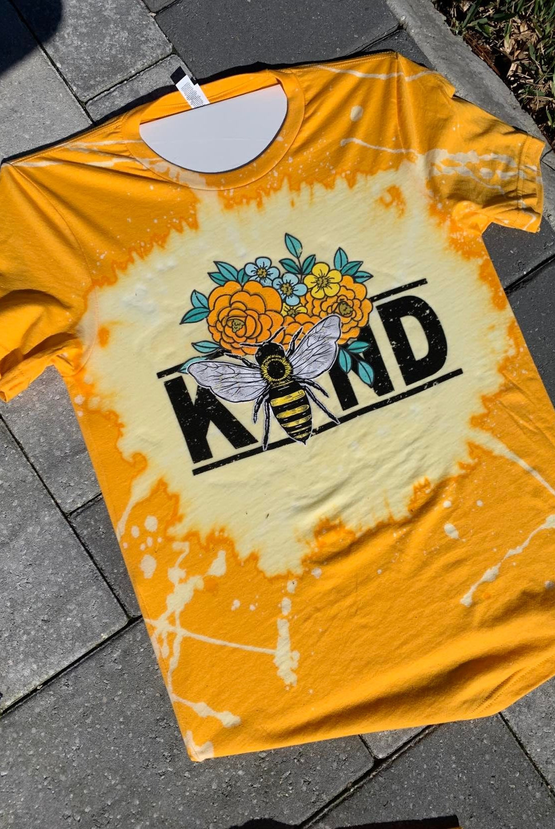 (LIGHT ORANGE FLOWERS) Bee Kind (BLEACHED)-Graphic Tee- Simply Simpson's Boutique is a Women's Online Fashion Boutique Located in Jupiter, Florida
