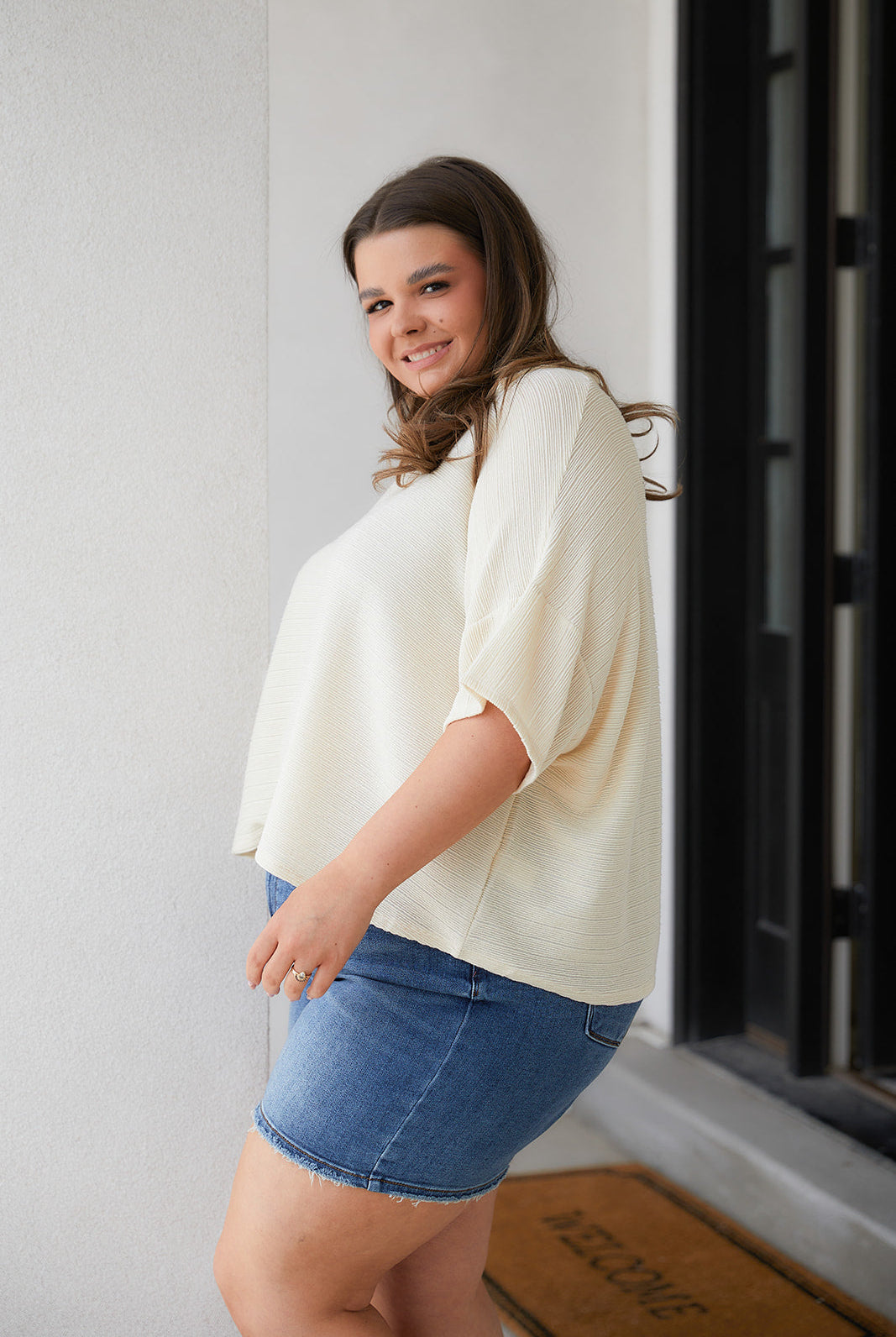Brianna Boxy Crop Top-Short Sleeves- Simply Simpson's Boutique is a Women's Online Fashion Boutique Located in Jupiter, Florida