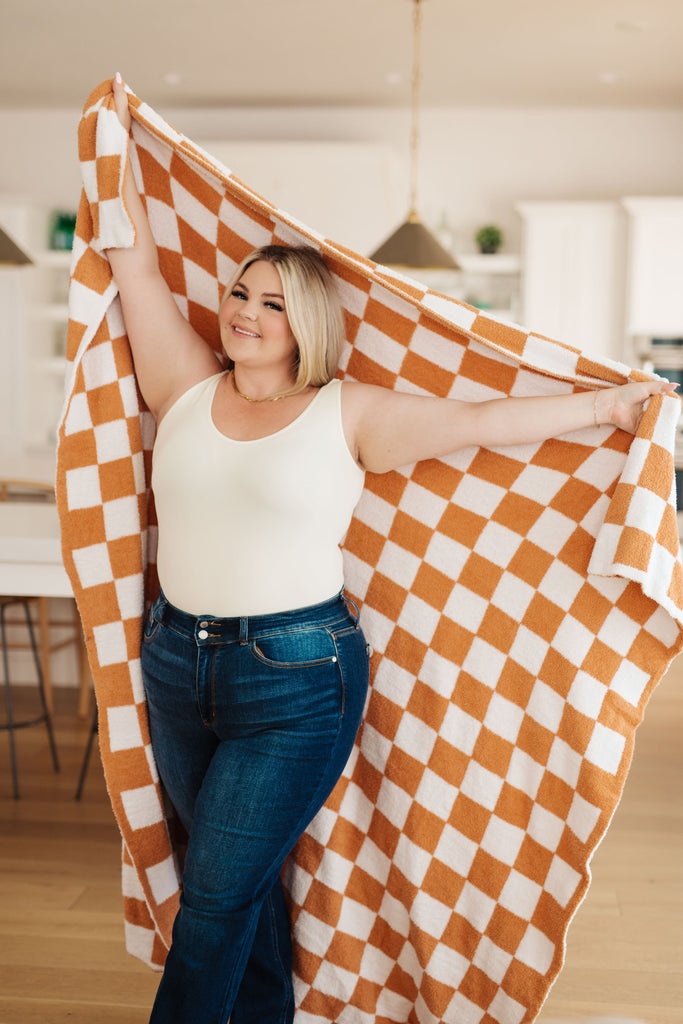 Penny Blanket Single Cuddle Size in Copper Check-Bags- Simply Simpson's Boutique is a Women's Online Fashion Boutique Located in Jupiter, Florida