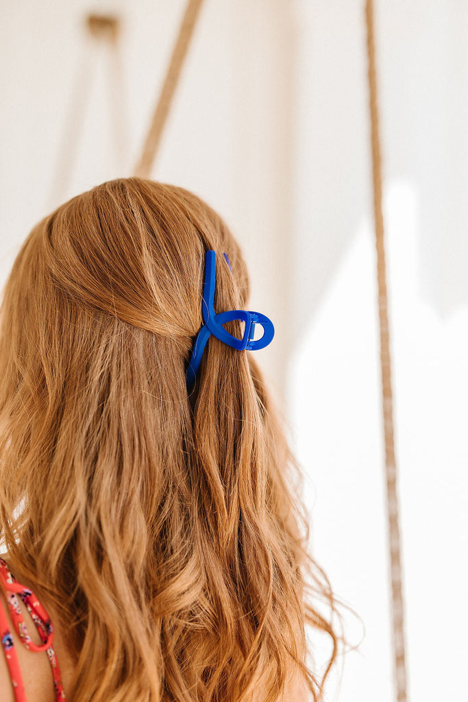 Claw Clip Set of 4 in Royal Blue-Accessories- Simply Simpson's Boutique is a Women's Online Fashion Boutique Located in Jupiter, Florida